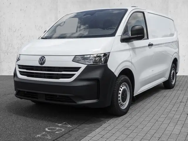 Volkswagen Transporter view 2