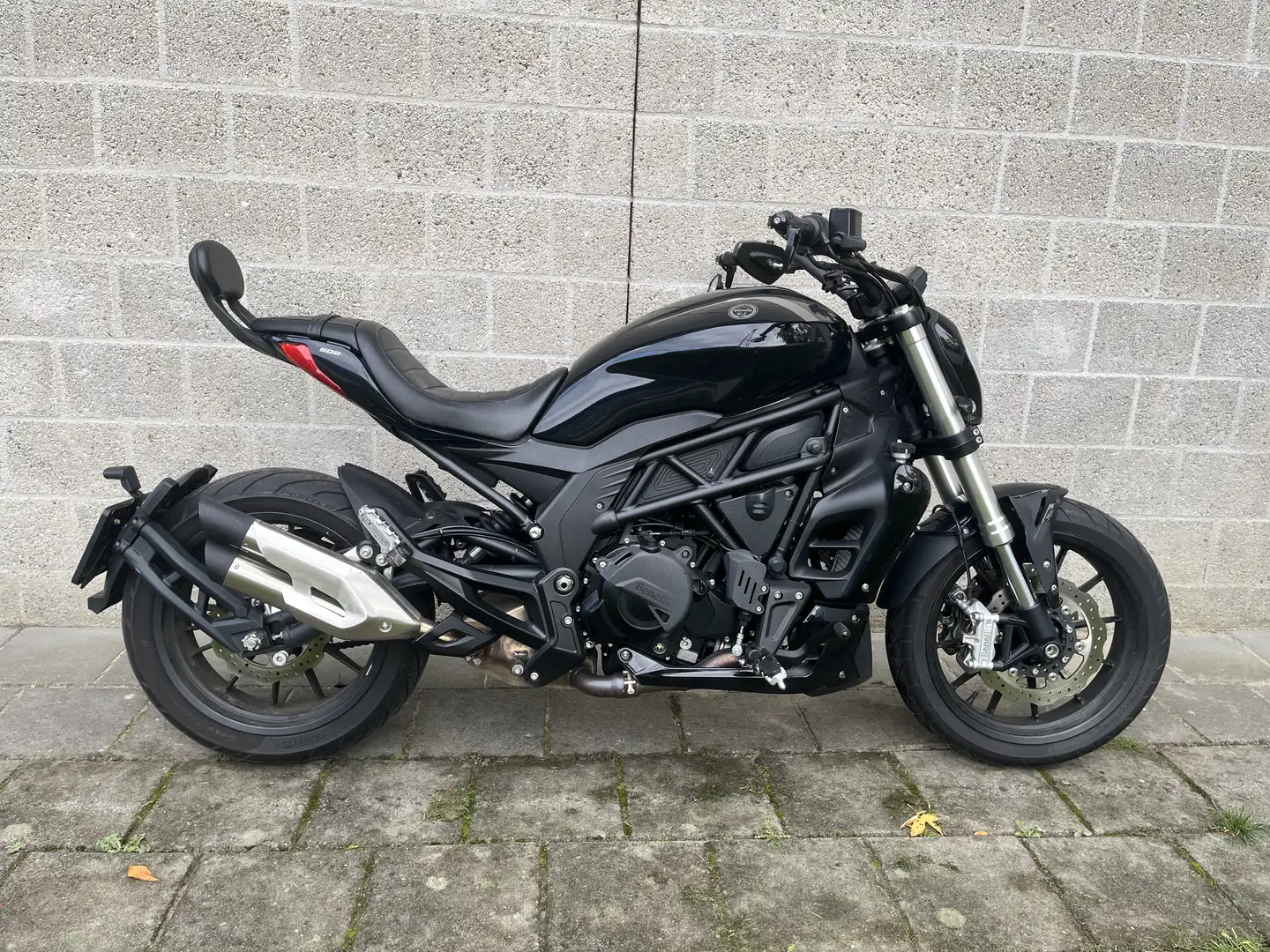 Benelli 502C 2023 - Eerste eigenaar Fekete - 2