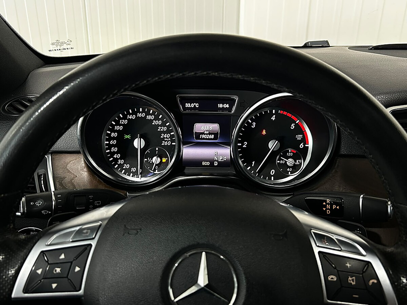Mercedes-Benz ML 350 BlueTEC 4MATIC A-Edition Aut. //360°Kamera//PANO// — photo 15
