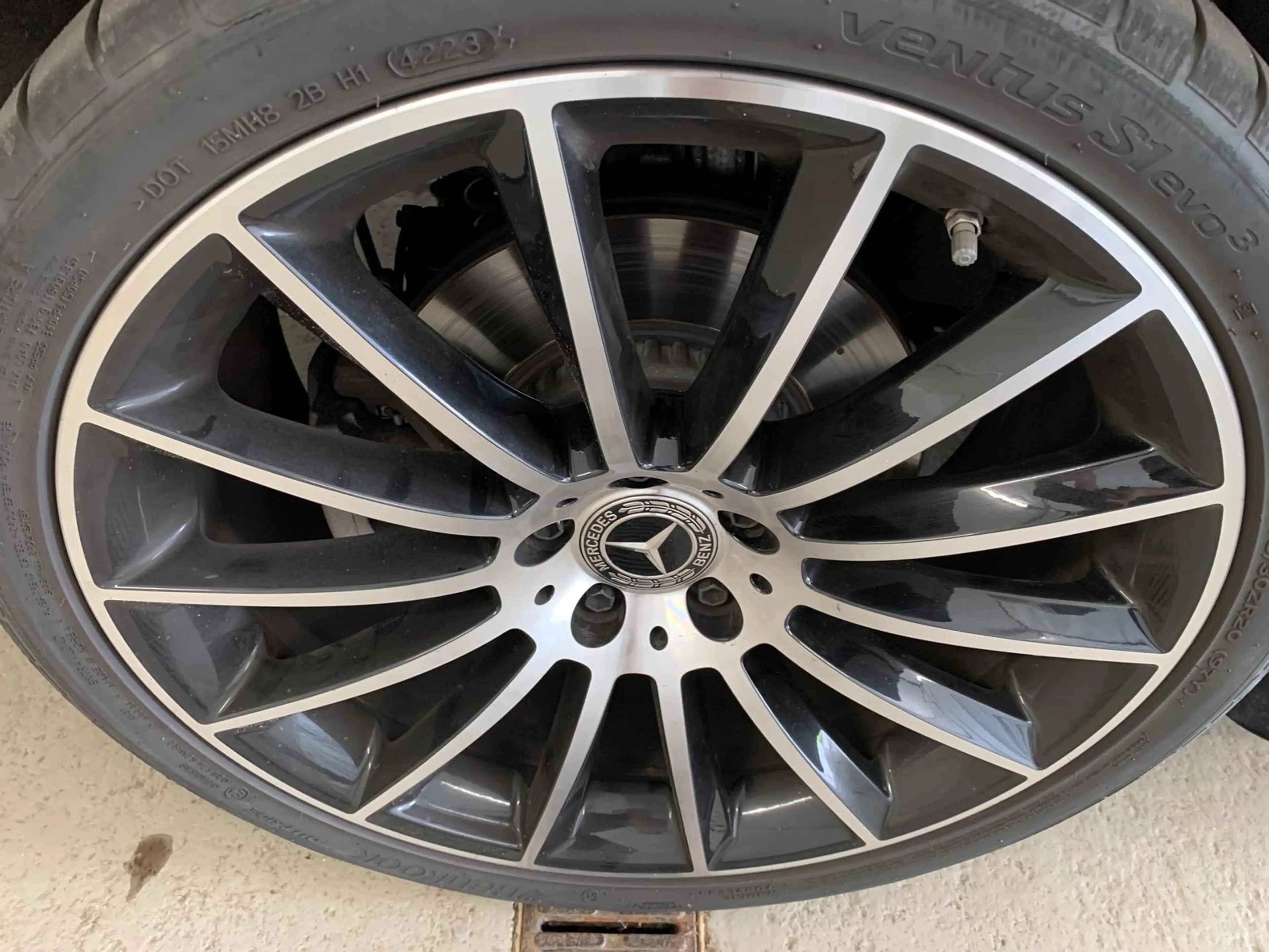Mercedes-Benz CLS 400 Coupe AMG DISTR | 20Z | WIDESCREEN | KAM — photo 4