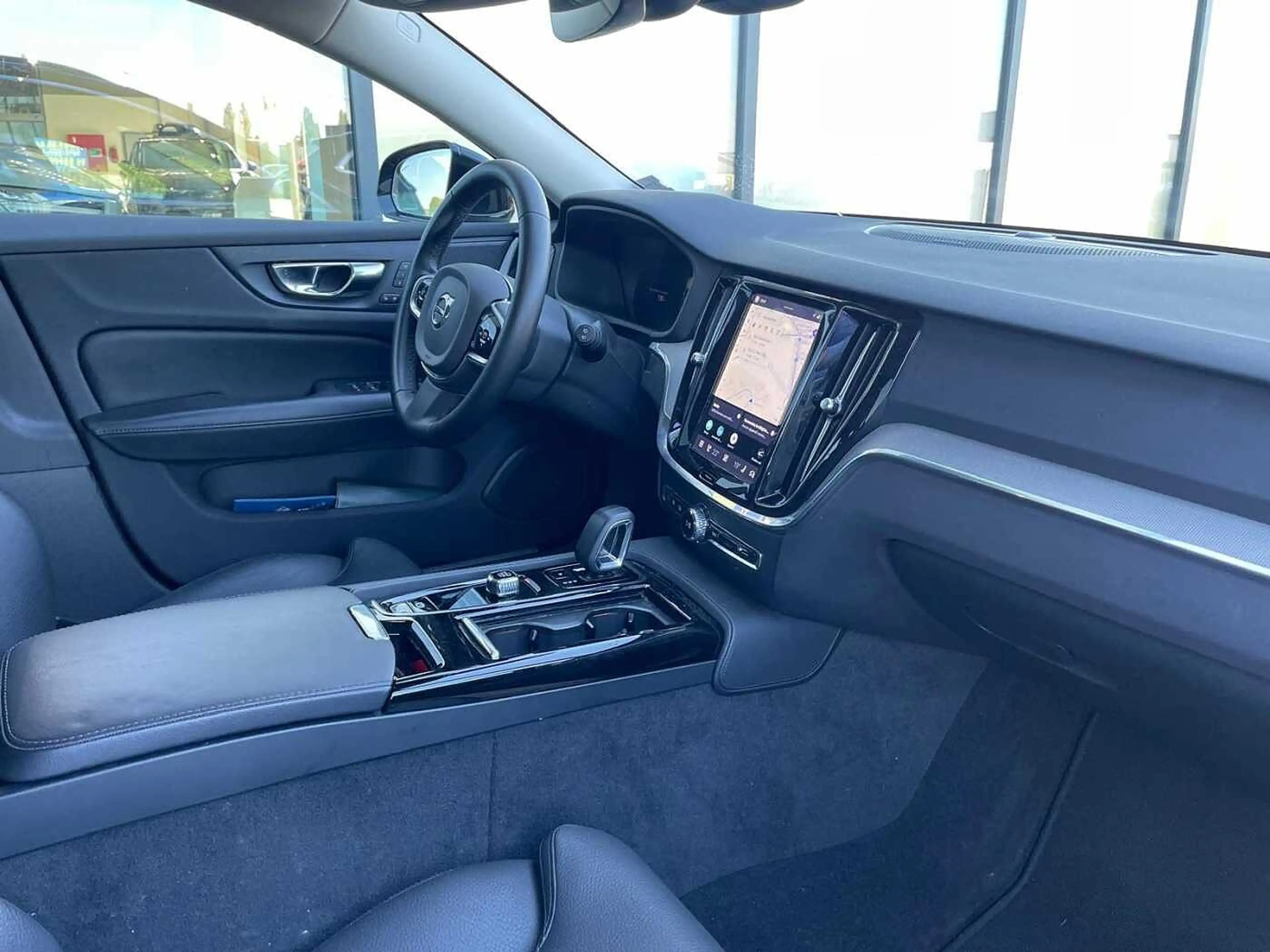 Volvo V60 Plus, T6 AWD Hybride rechargeable 'GARANTIE 3 ANS' — photo 7