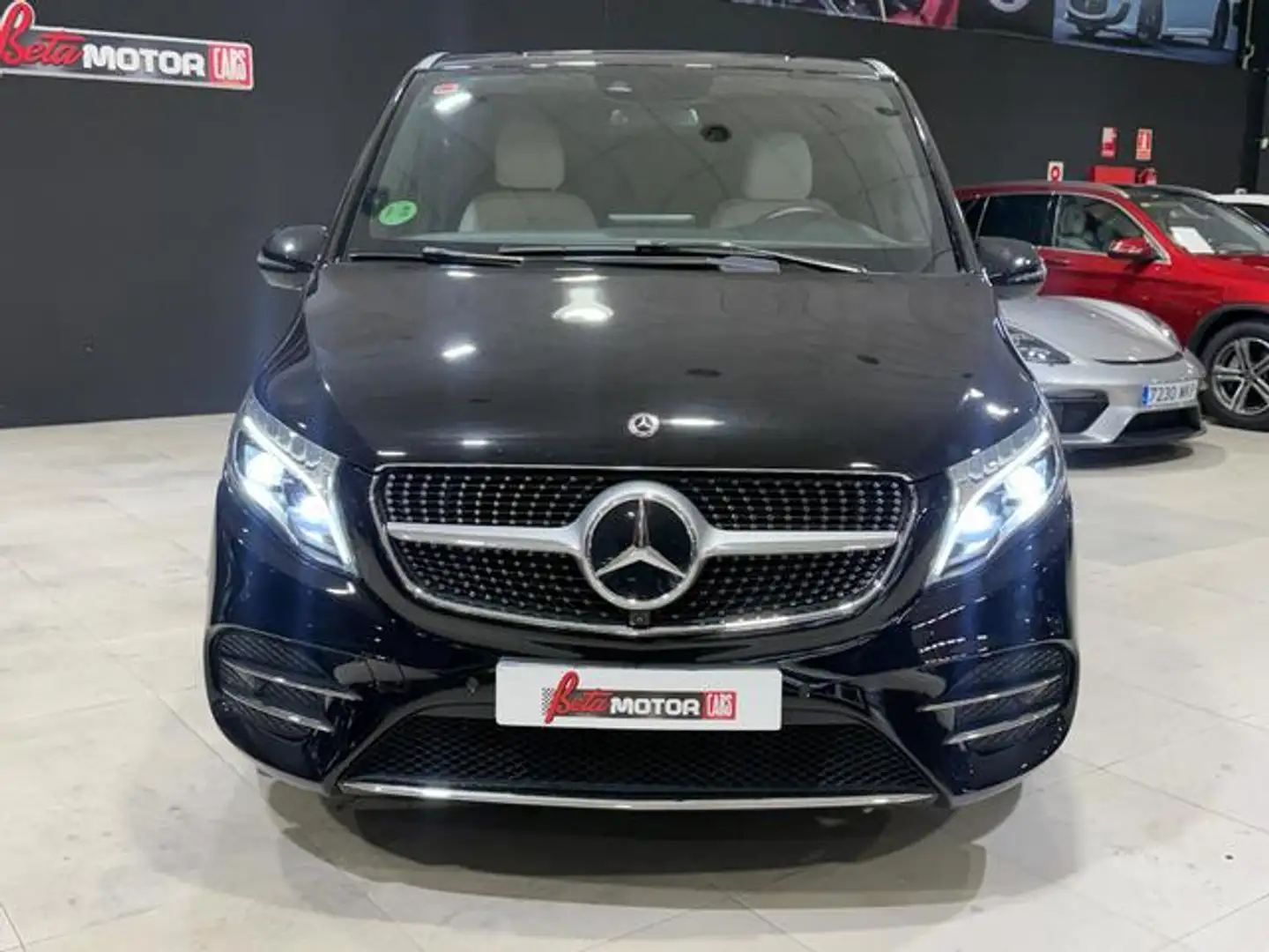 Mercedes-Benz V 250 250d Largo Avantgarde 7G Tronic Negro - 2