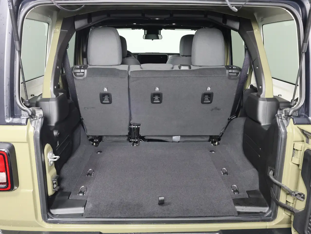 Jeep Wrangler снимка Jeep Wrangler