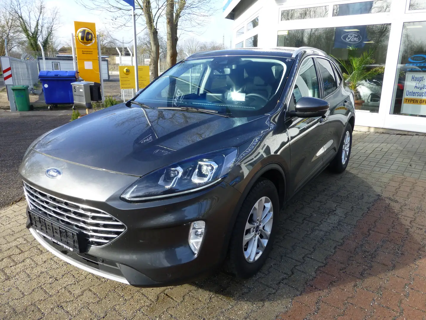 Ford Kuga Titanium X Grau - 2