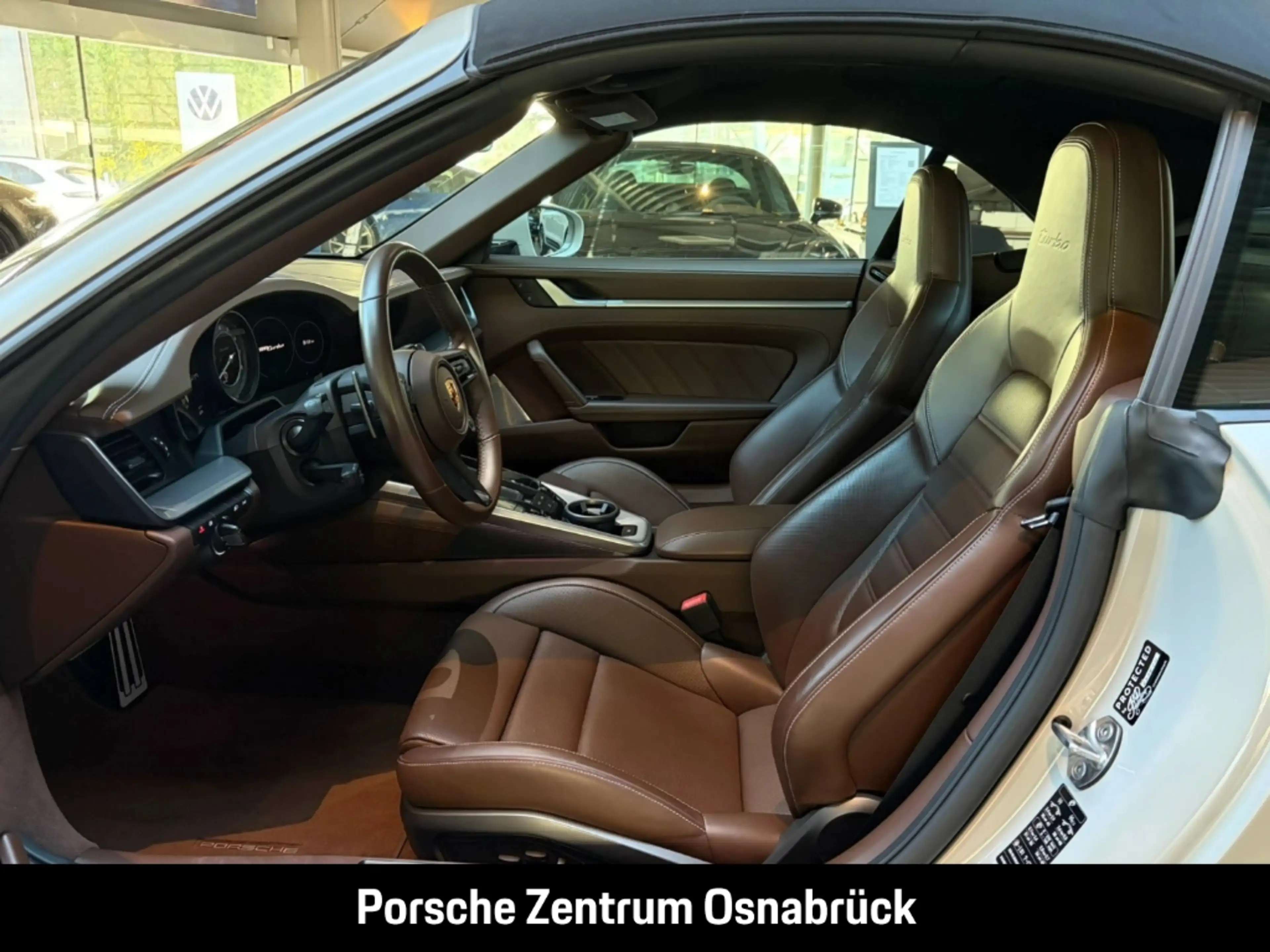 Porsche 992 (911) Turbo Cabriolet — photo 15