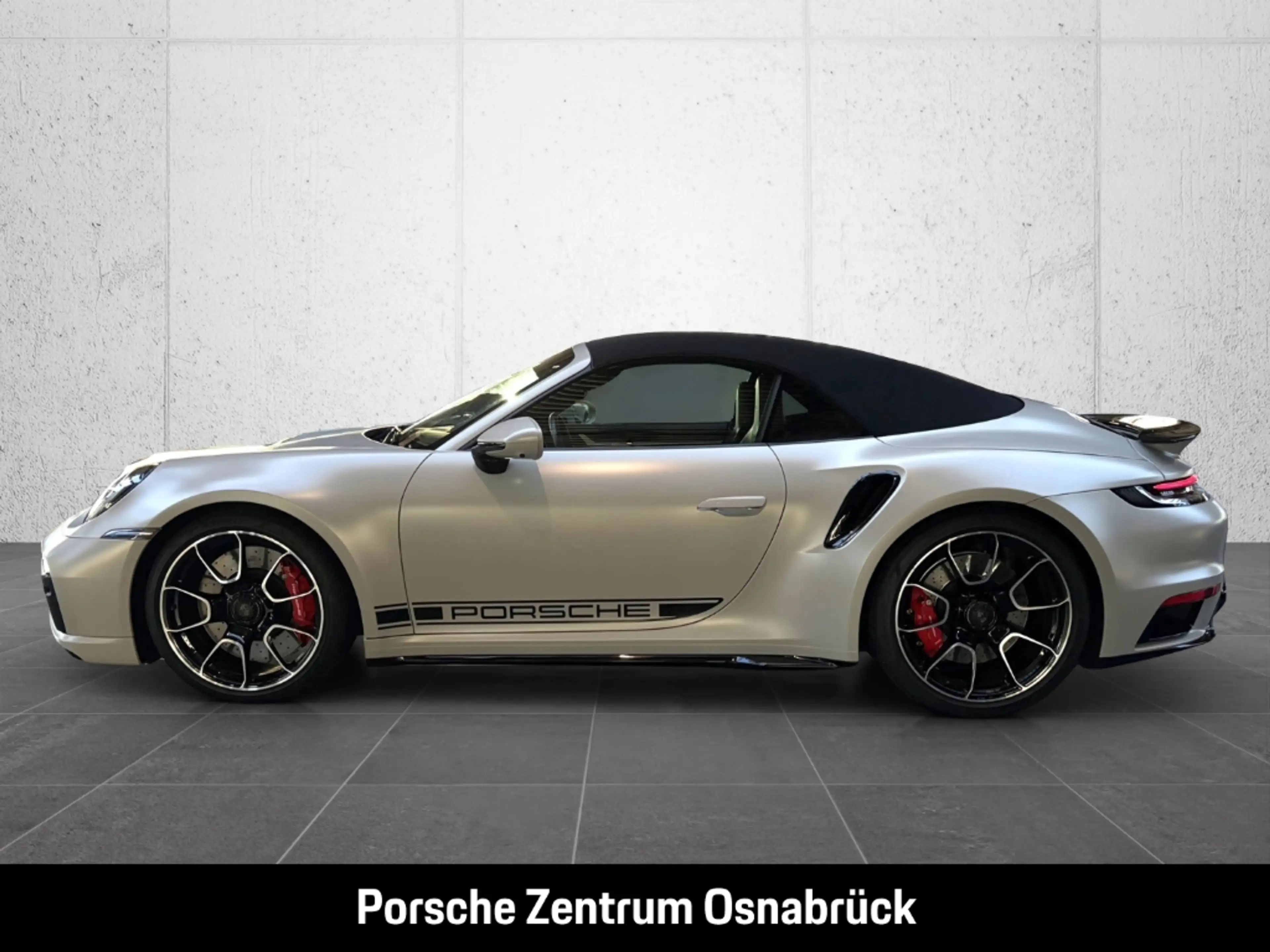 Porsche 992 (911) Turbo Cabriolet — photo 2