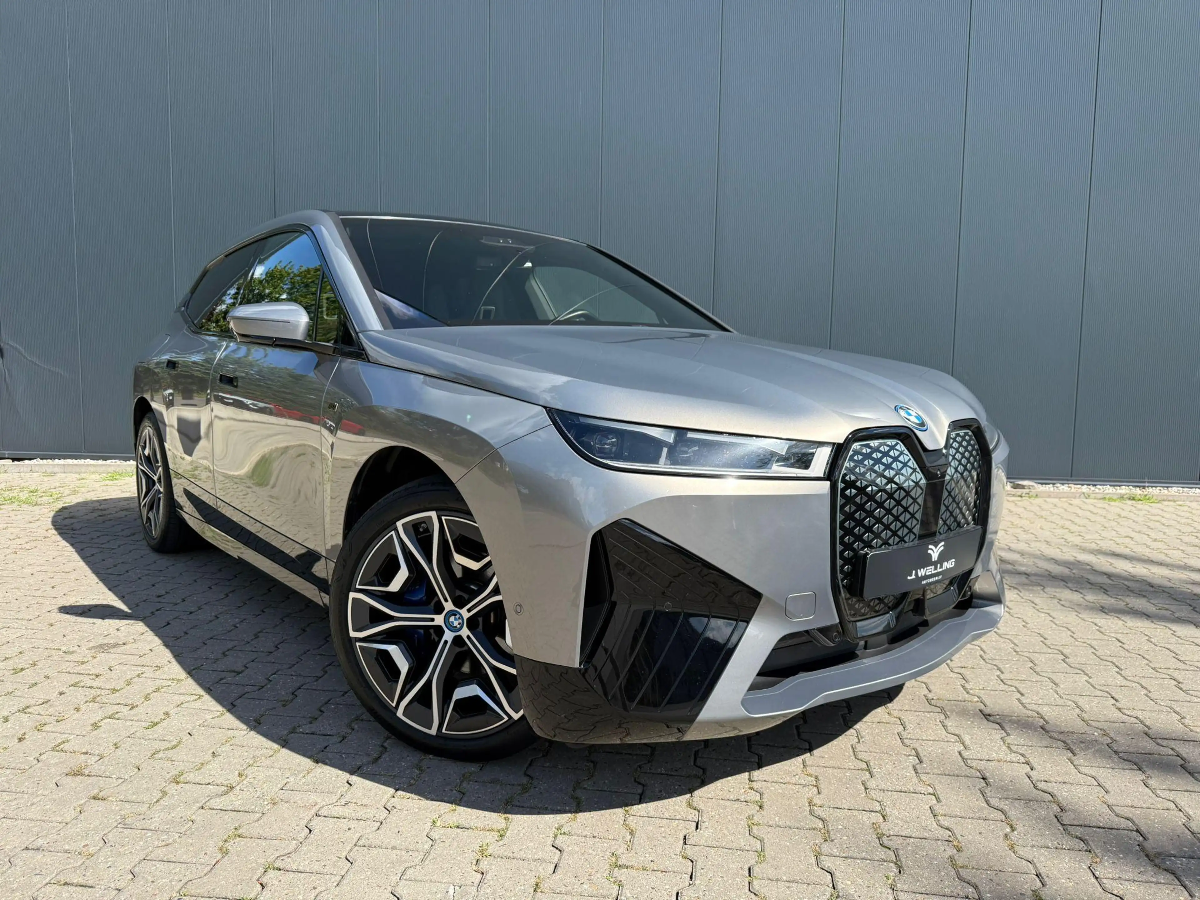 BMW iX M60 Excellence Sky/Massage/Softclose/Trekhaak — photo 12