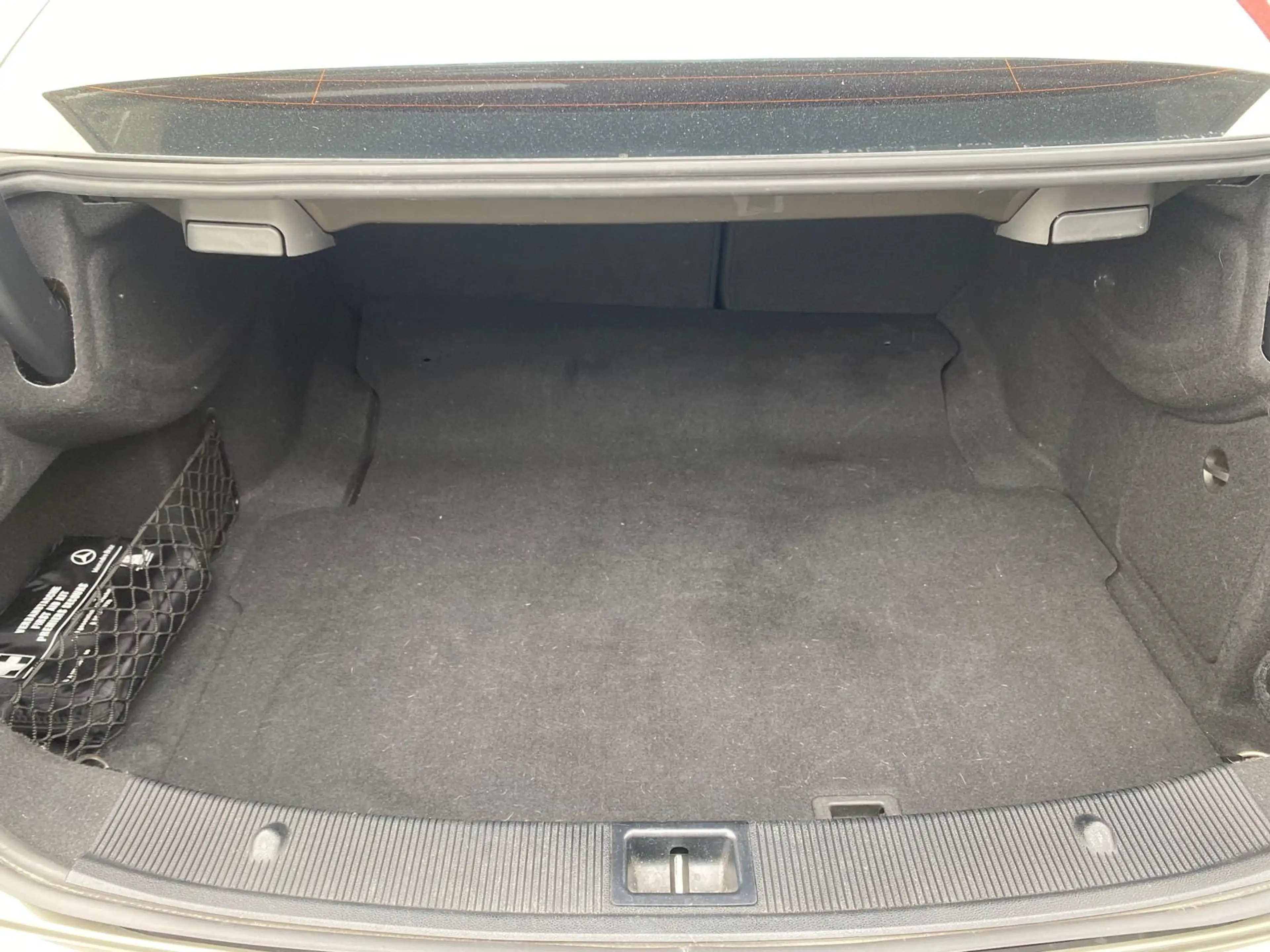 Mercedes-Benz E 220 COUPE BE Avantgarde ** GARANTIE ** CAR PASS ** — photo 14