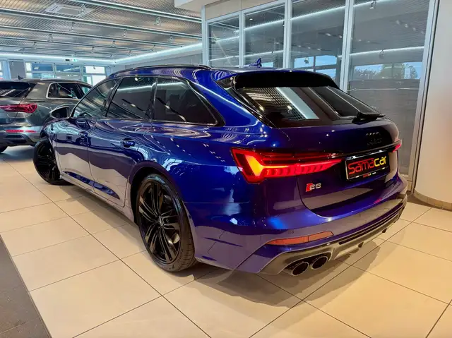 Audi S6 view 5
