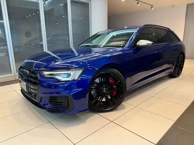 Audi S6 view 3