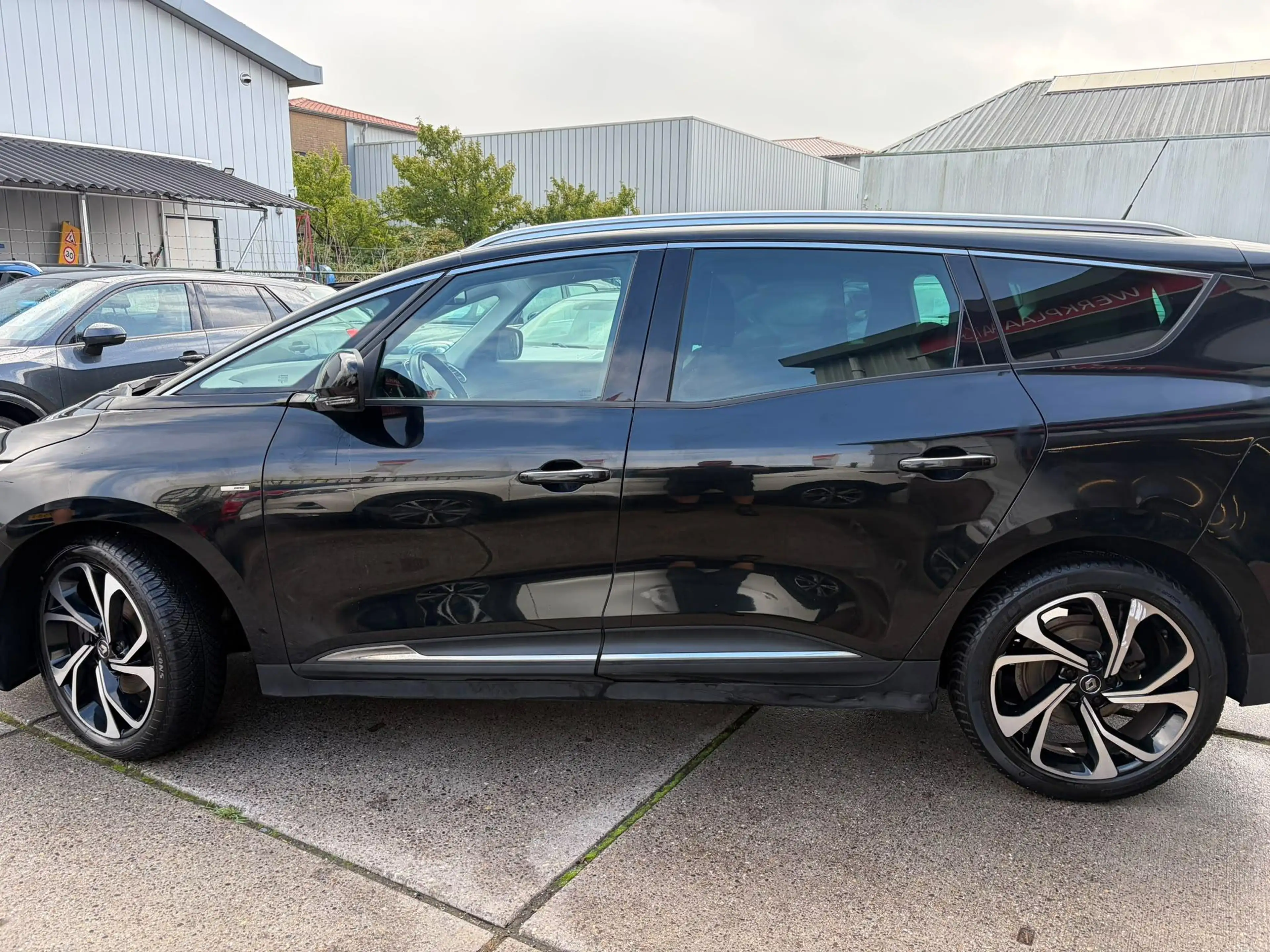 Renault Grand Scenic 1.3 TCe Bose 7p. Clima, cruise, stoelverwarming, c — photo 4