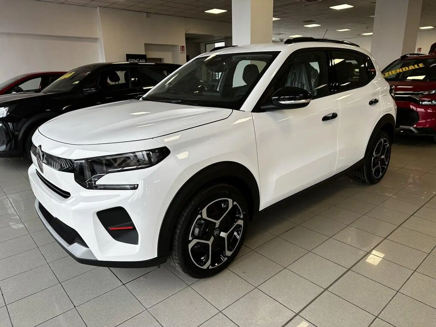 Citroen C3 1.2 puretech turbo Plus 100cv s&s Bianco - 1