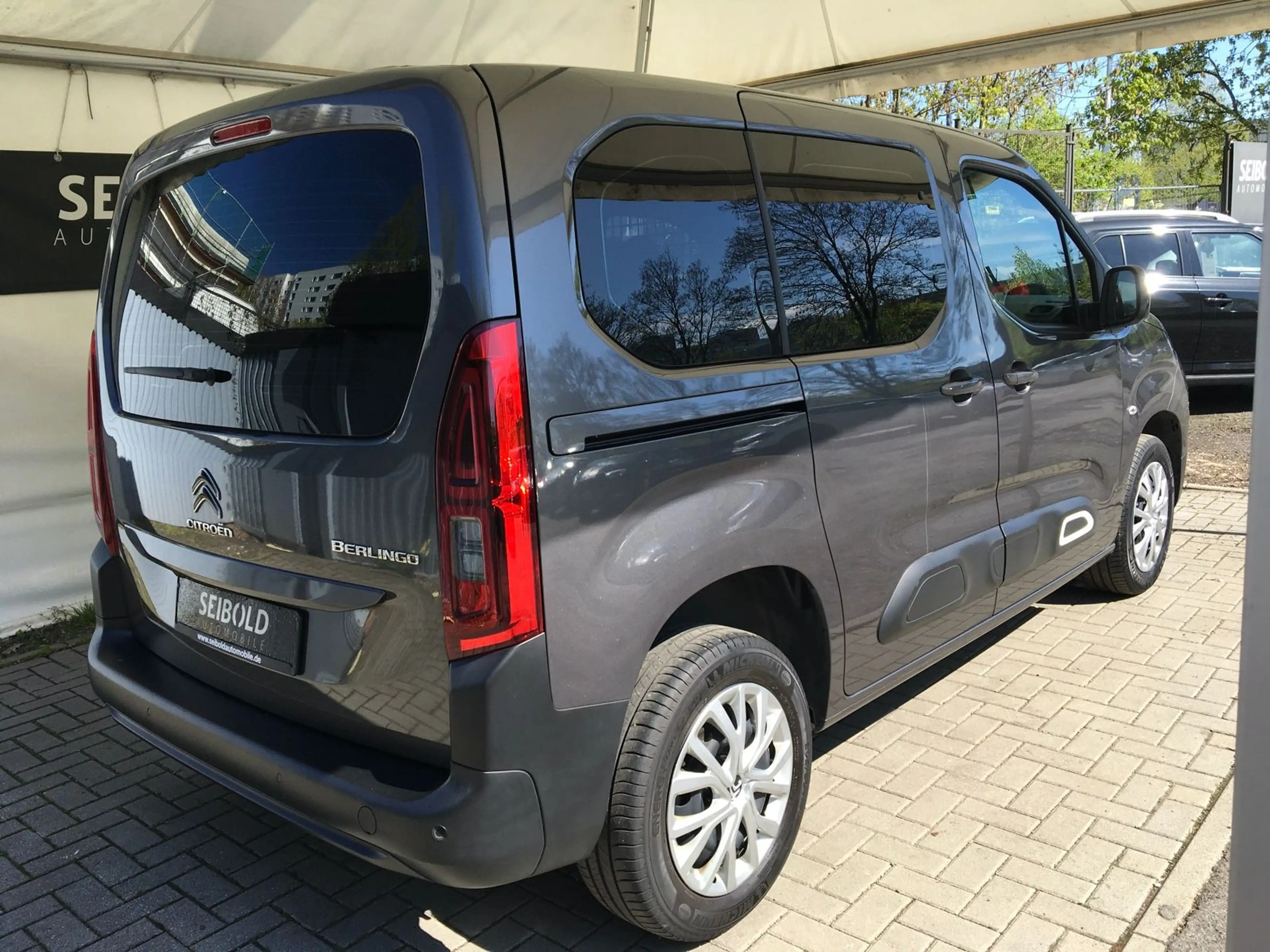 Citroen Berlingo 1.5 MPV Feel M/1.H/Navi/Temp/Spurhalte — photo 6