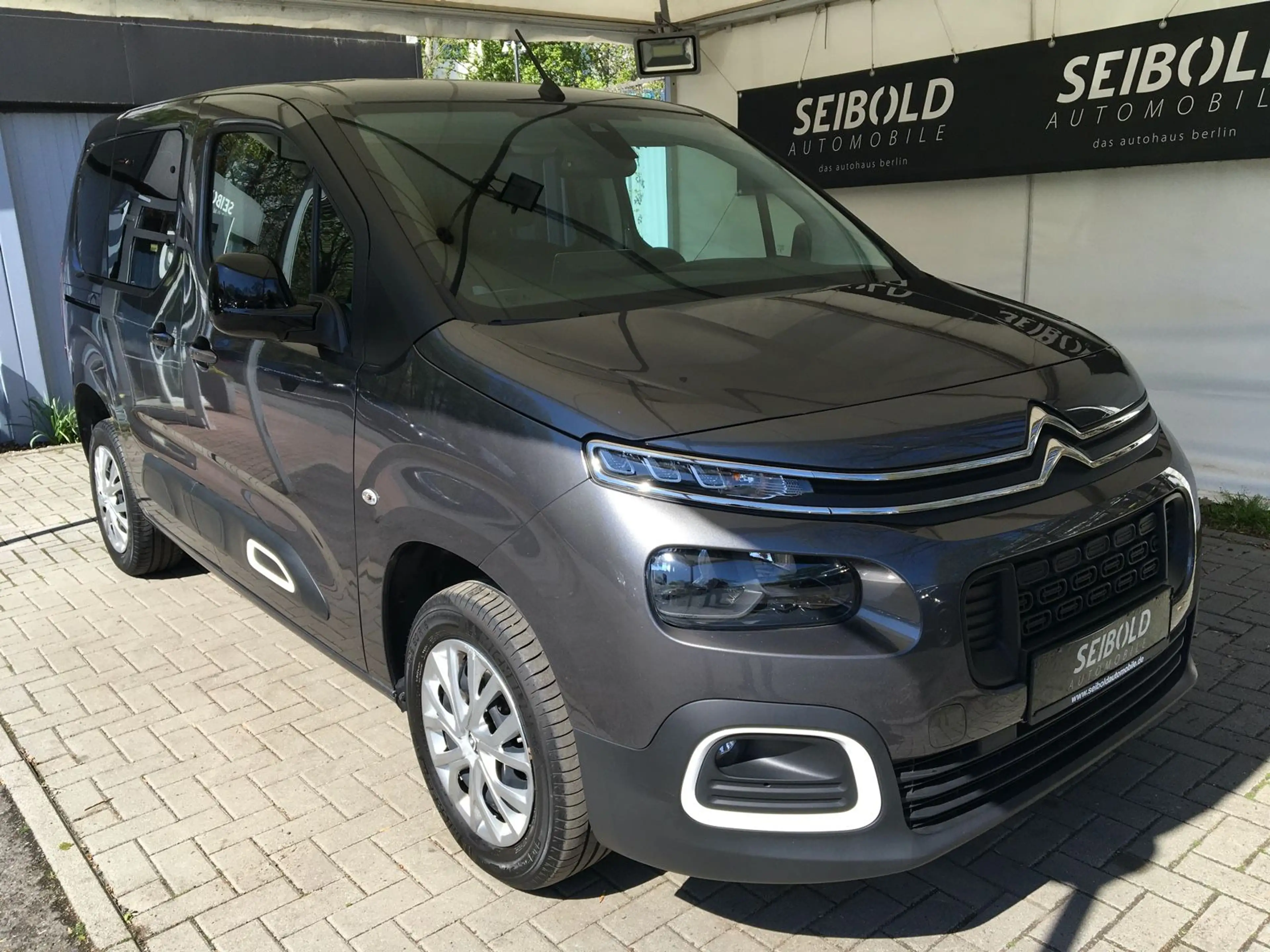 Citroen Berlingo 1.5 MPV Feel M/1.H/Navi/Temp/Spurhalte — photo 3