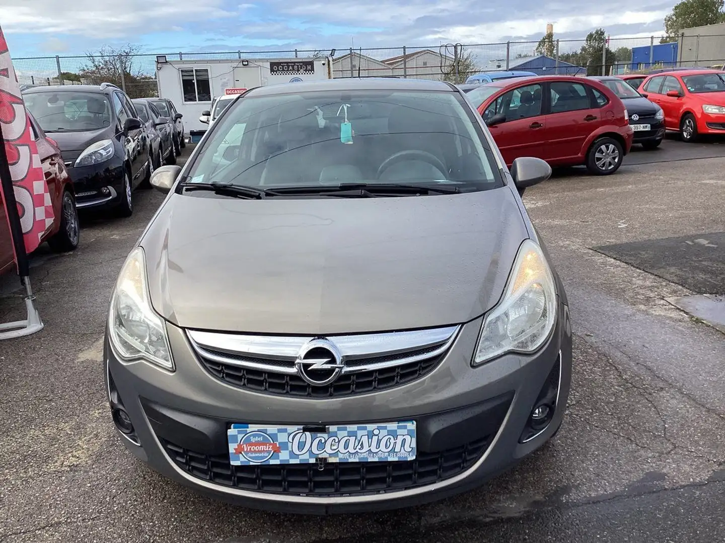 Opel Corsa 1.2 150 éme Anniversaire Beige - 2