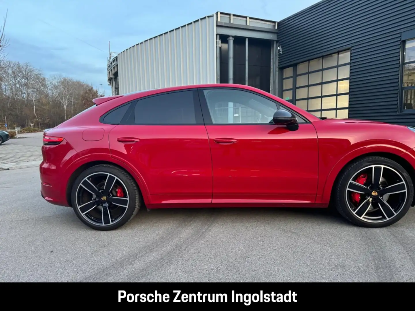 Porsche Cayenne GTS Coupe, Hinterachsl., AHK, Innodrive Rot - 2