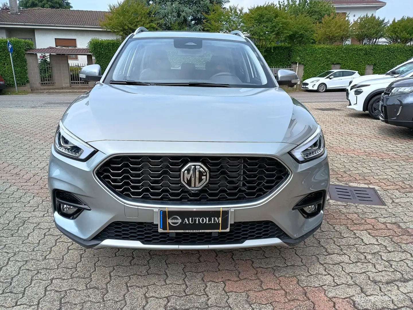 MG ZS 1.5 Luxury NO VINCOLI FINANZIAMENTO Argento - 2