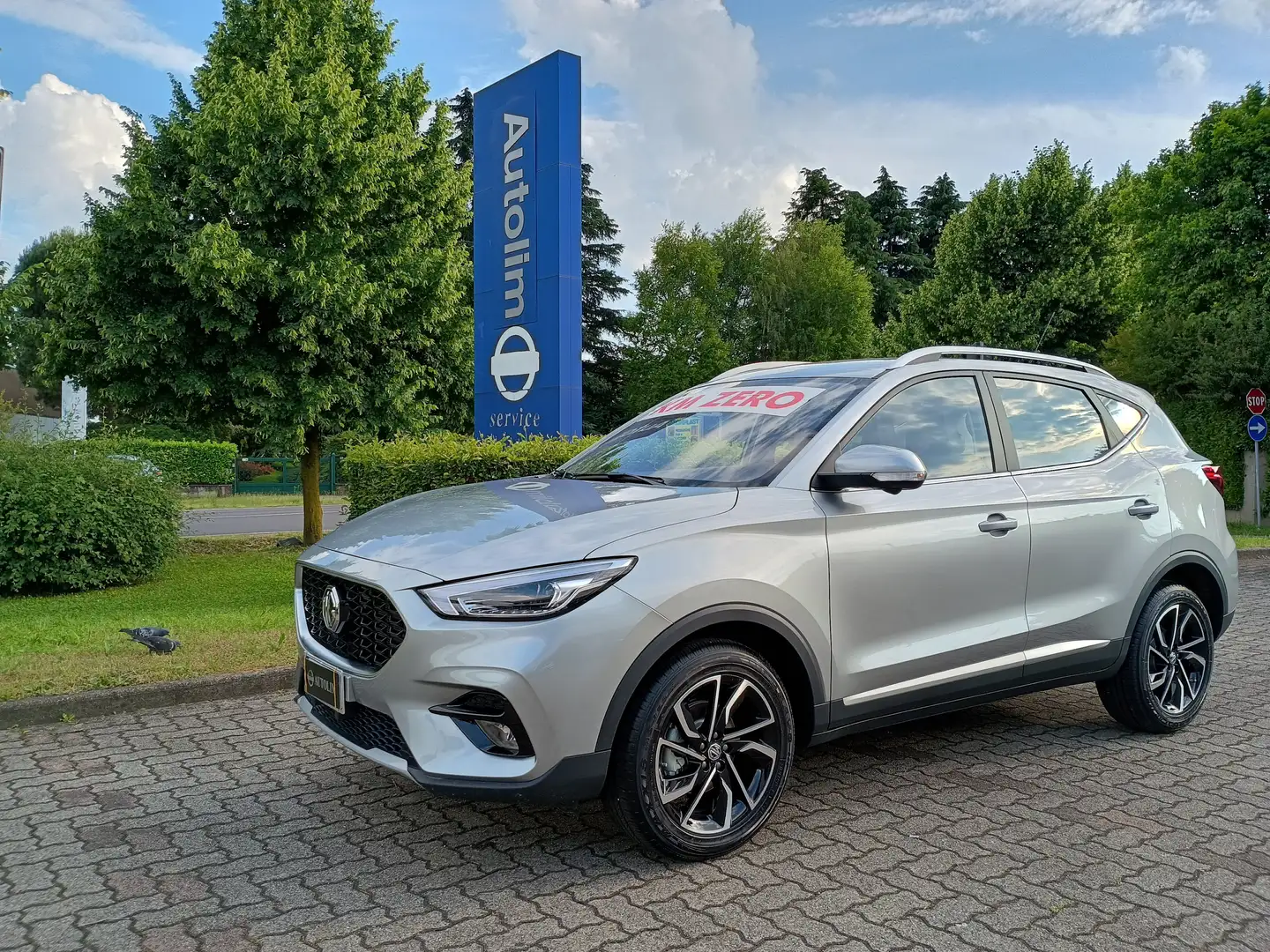 MG ZS 1.5 Luxury NO VINCOLI FINANZIAMENTO Silber - 1