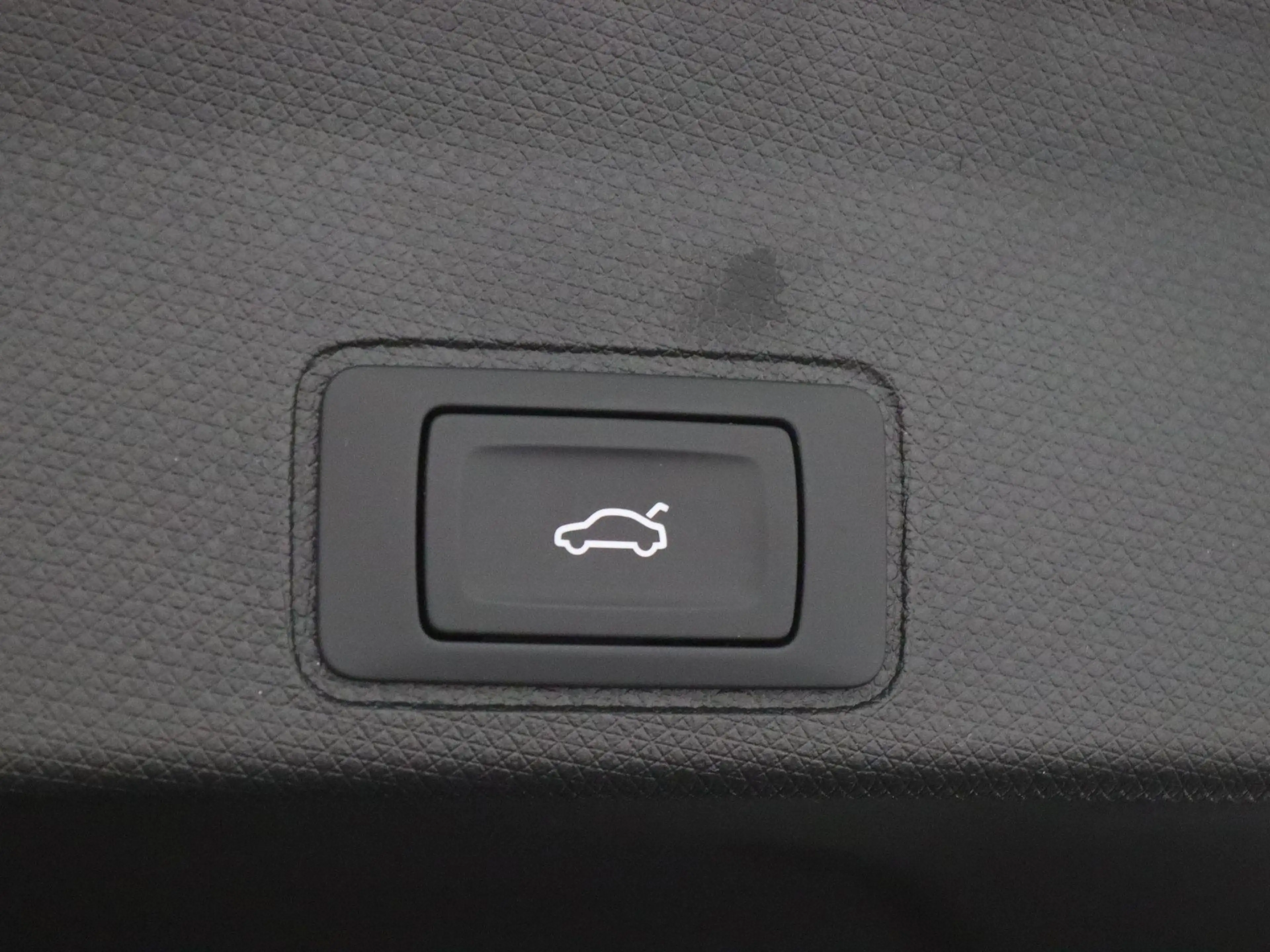CUPRA Terramar 1.5 TSI e-Hybrid VZ Performance 272PK DSG Panorama — photo 48
