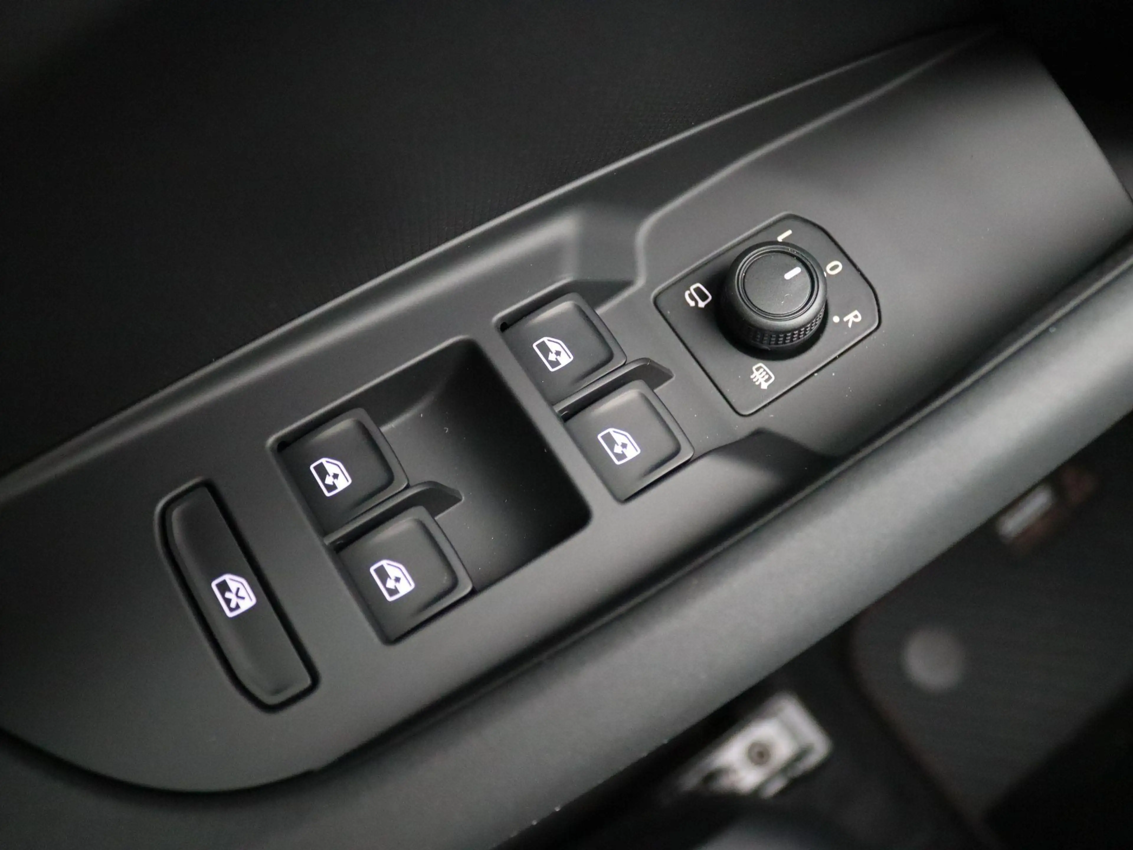 CUPRA Terramar 1.5 TSI e-Hybrid VZ Performance 272PK DSG Panorama — photo 41
