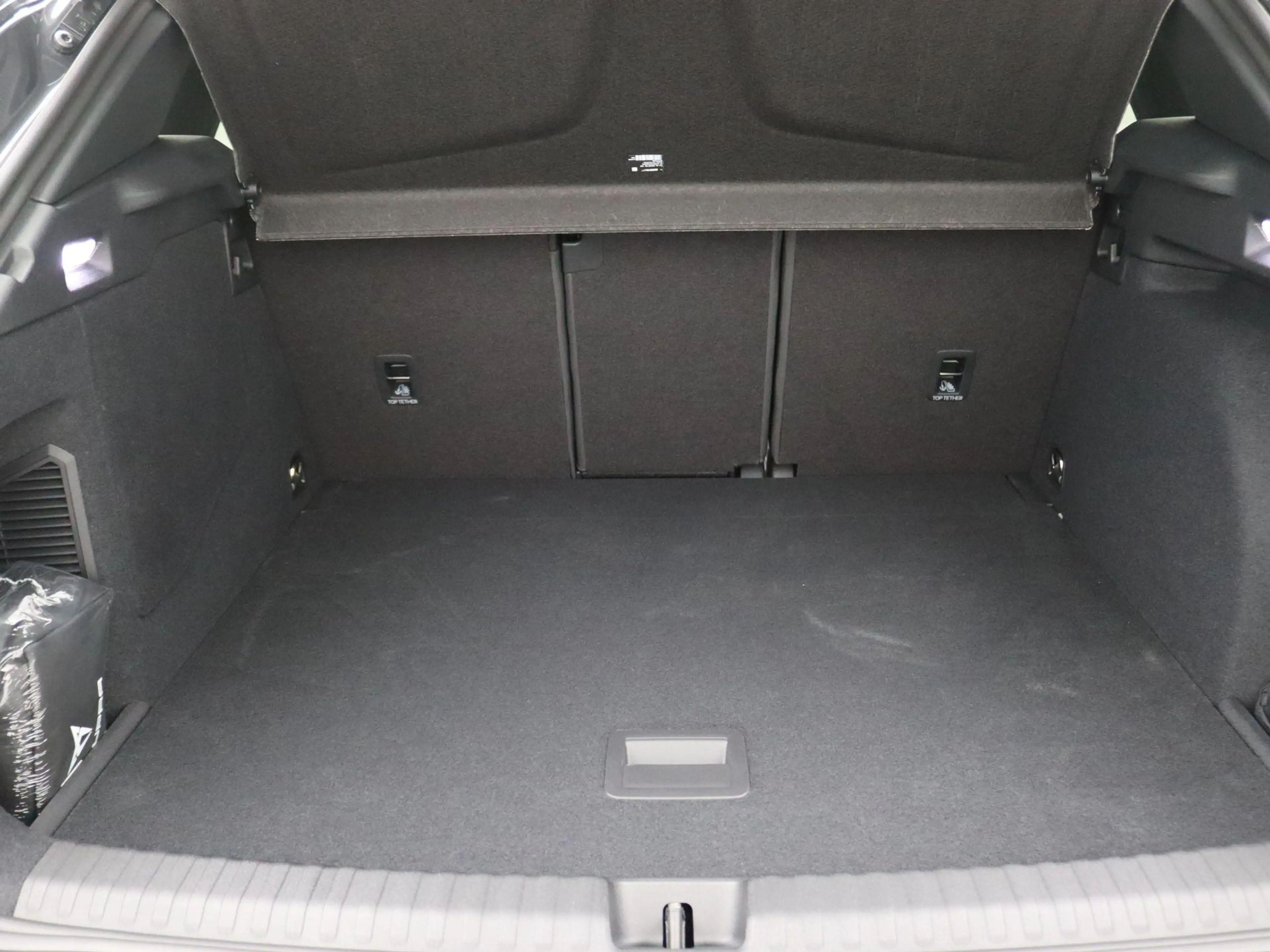 CUPRA Terramar 1.5 TSI e-Hybrid VZ Performance 272PK DSG Panorama — photo 47
