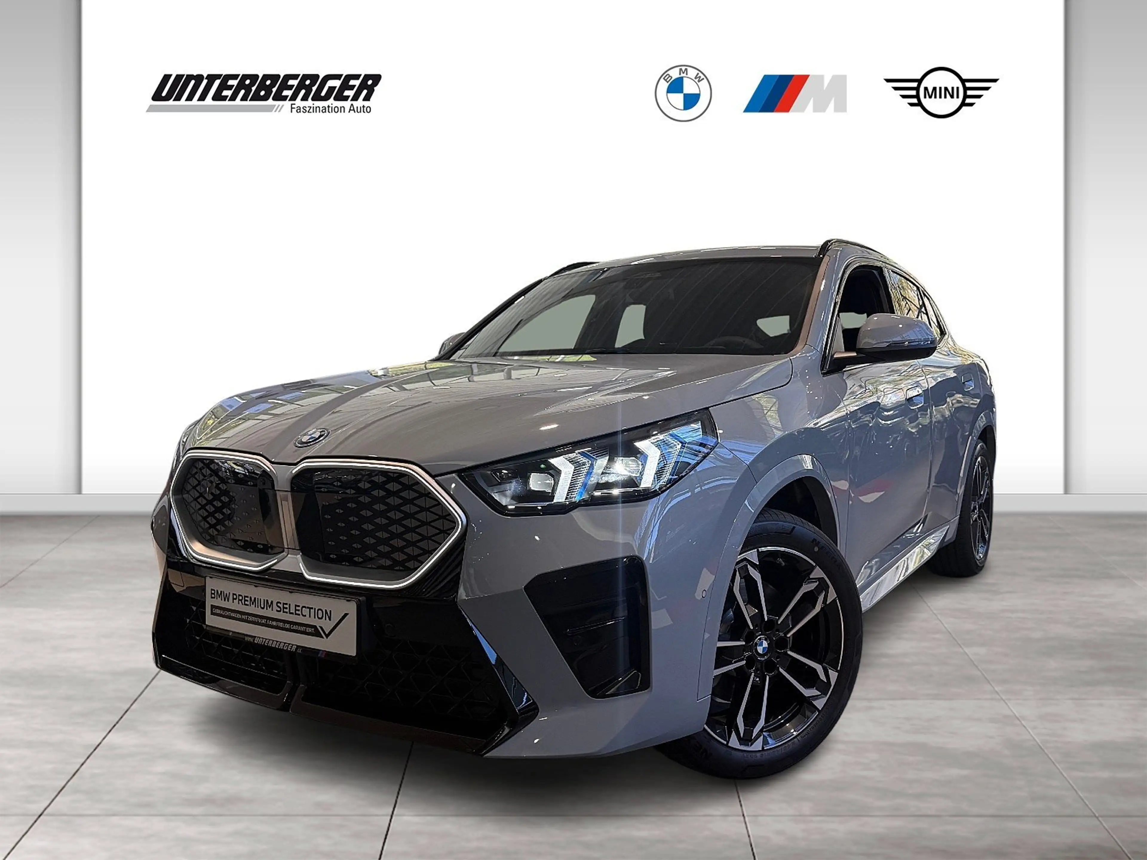 BMW iX2 xDrive 30 | M Paket | Inno. Paket | AHK | 19 Zoll