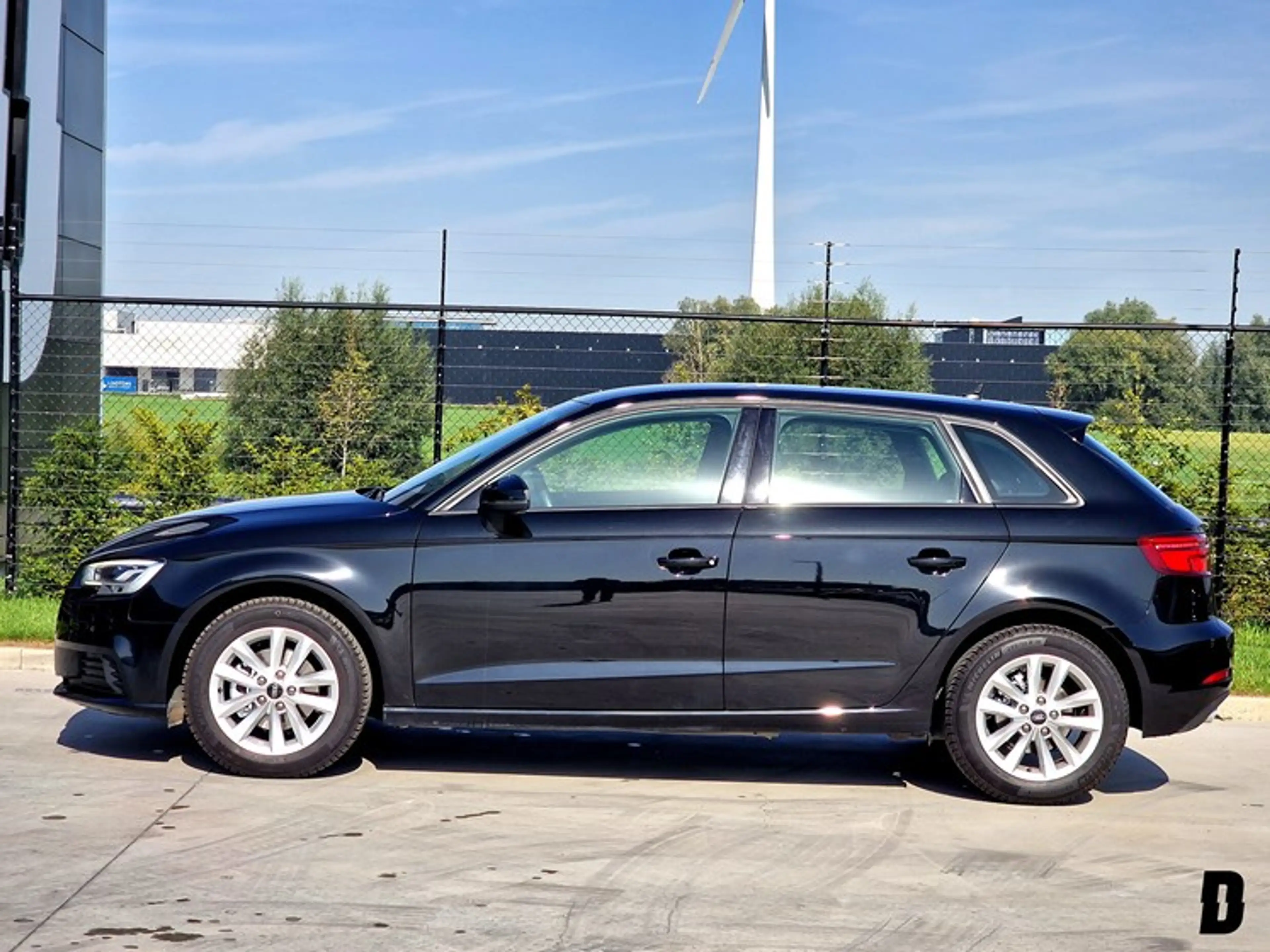 Audi A3 30 TFSI/Heated Seats/Camera/Navi/Radio/Leder — photo 7