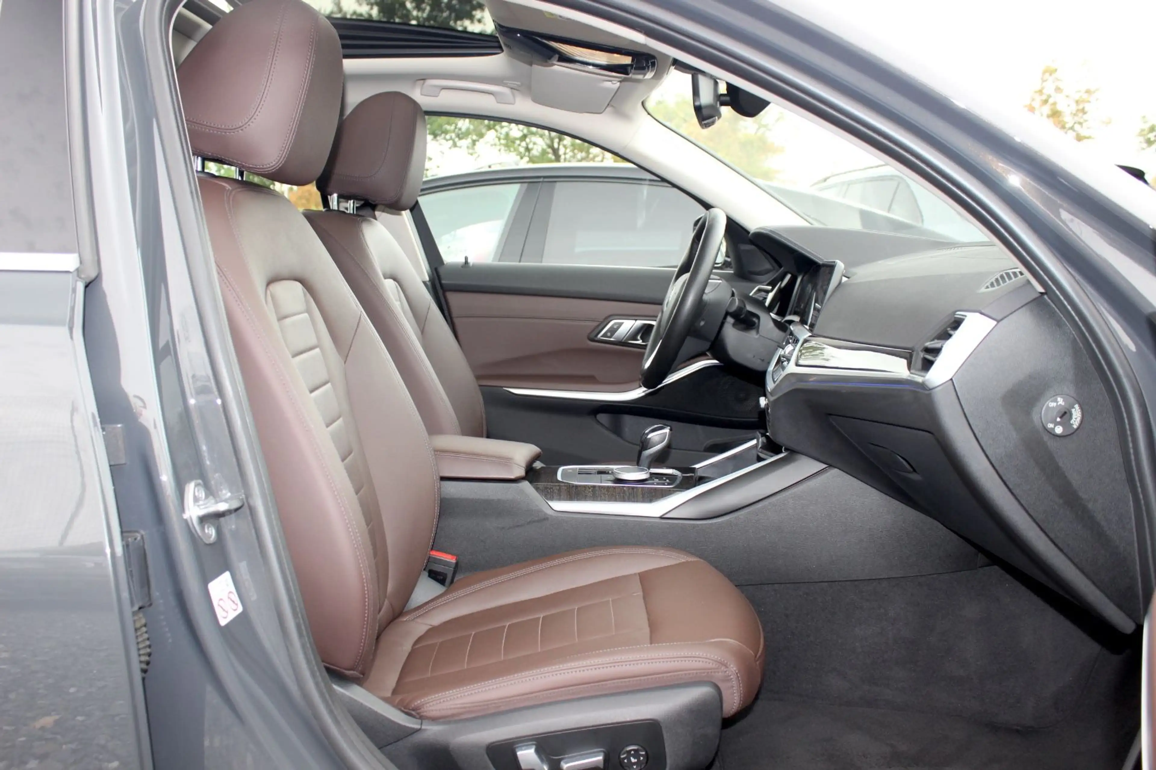 BMW 320 d Luxury Line Limousine S-DACH LASER LEDER — photo 13