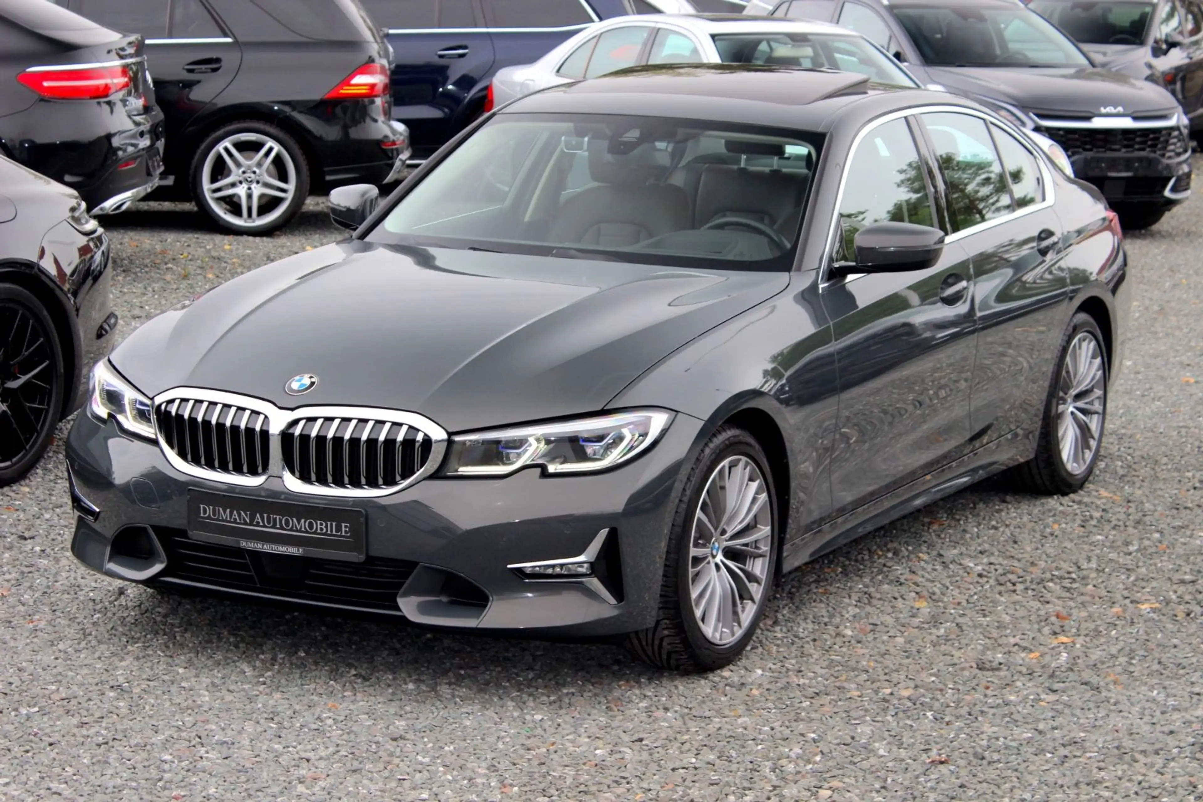 BMW 320 d Luxury Line Limousine S-DACH LASER LEDER