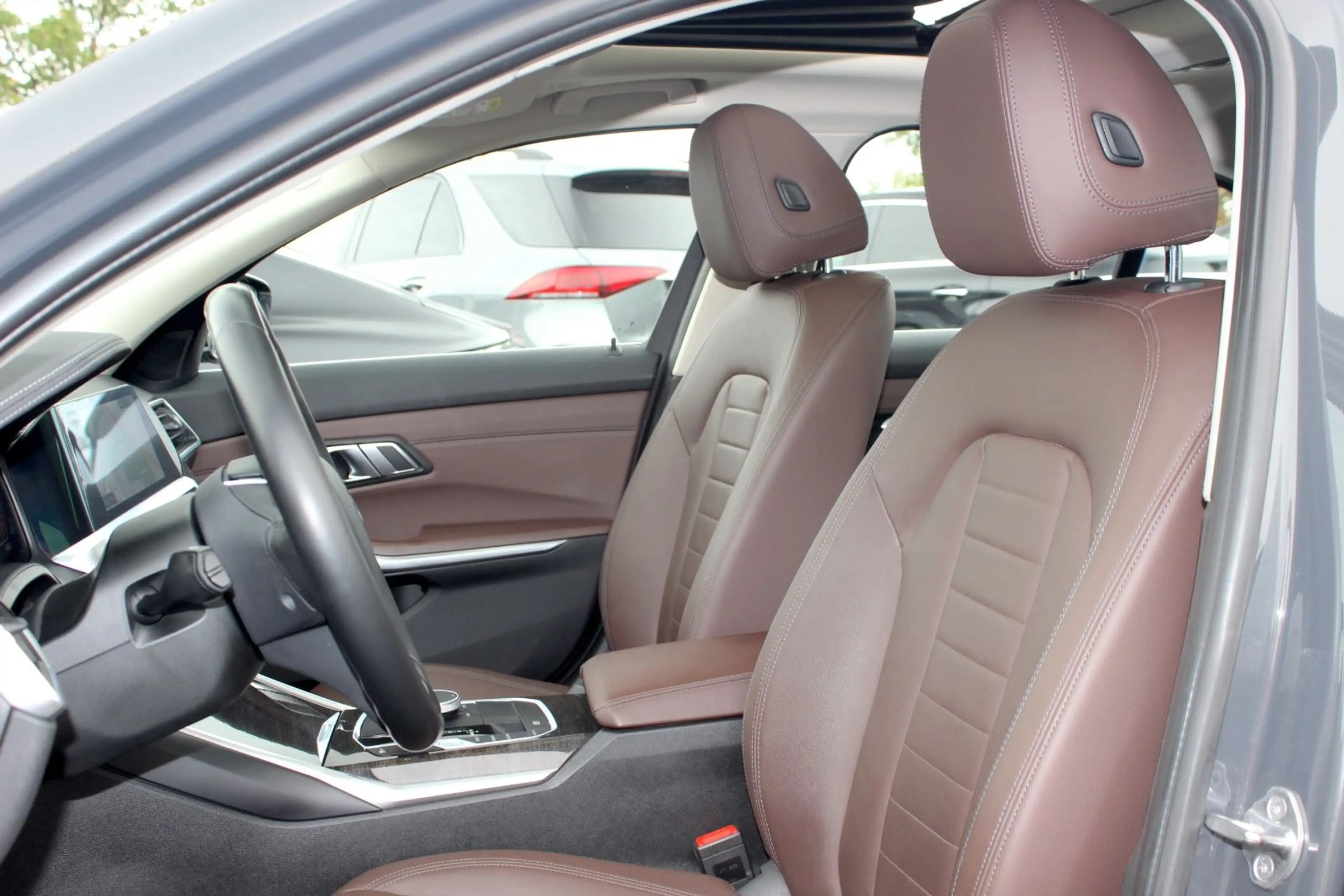 BMW 320 d Luxury Line Limousine S-DACH LASER LEDER — photo 8
