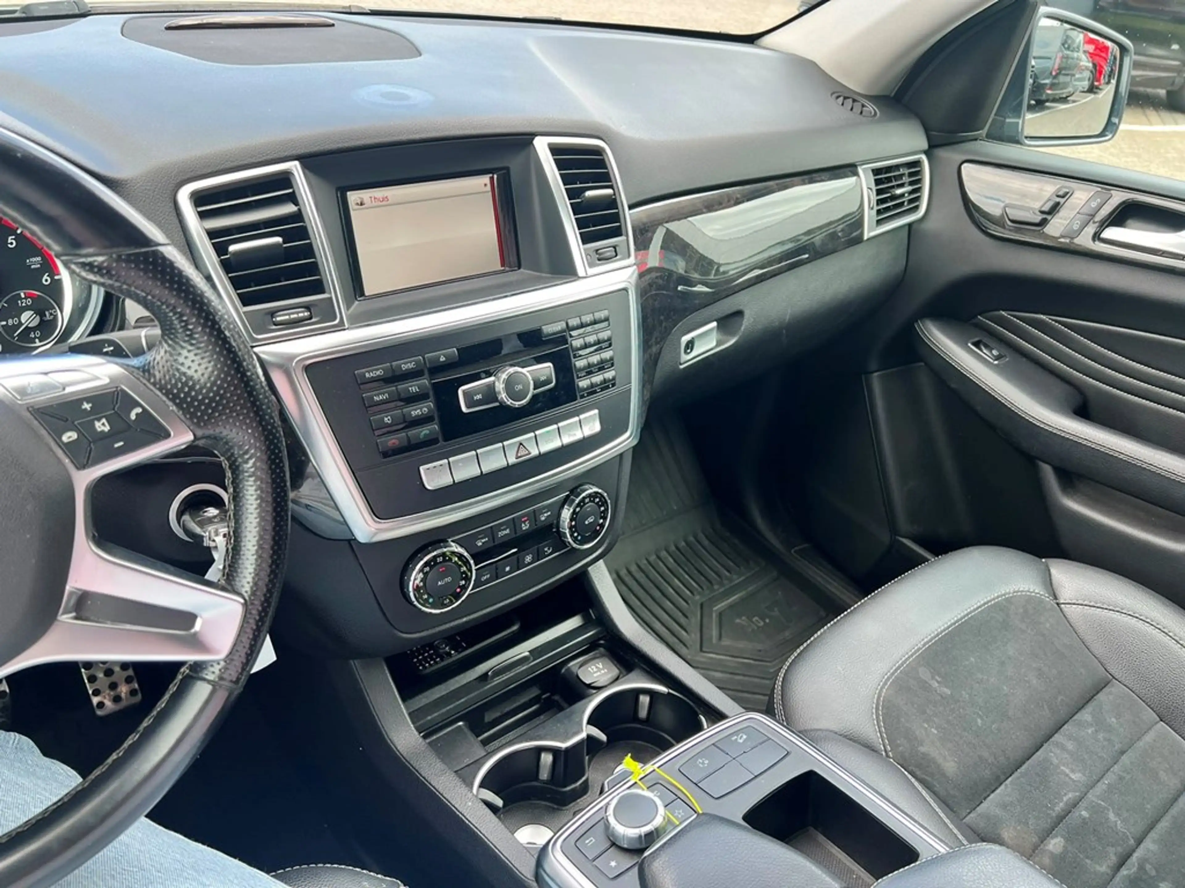 Mercedes-Benz ML 250 Enkel voor professionele verkoop. — photo 7