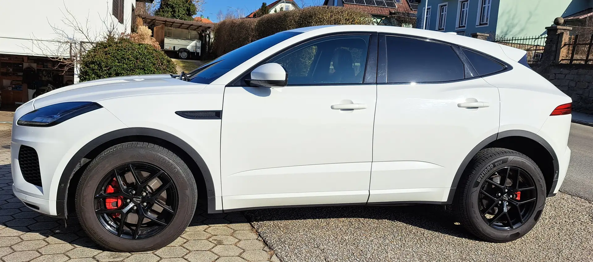 Jaguar E-Pace E-Pace 2.0DI4 D180 R-Dynamic S AWD Aut. Weiß - 1