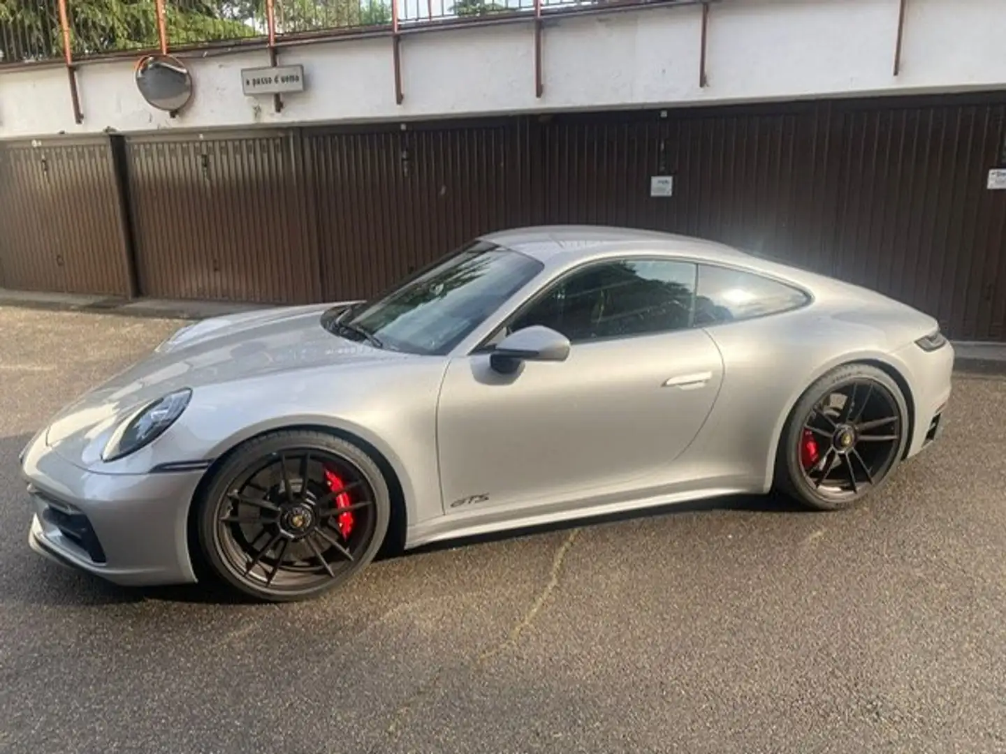 Porsche 992 911 Coupe 3.0 Carrera 4 GTS auto Argento - 1