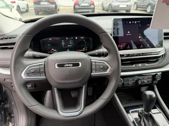 Jeep Compass view 9