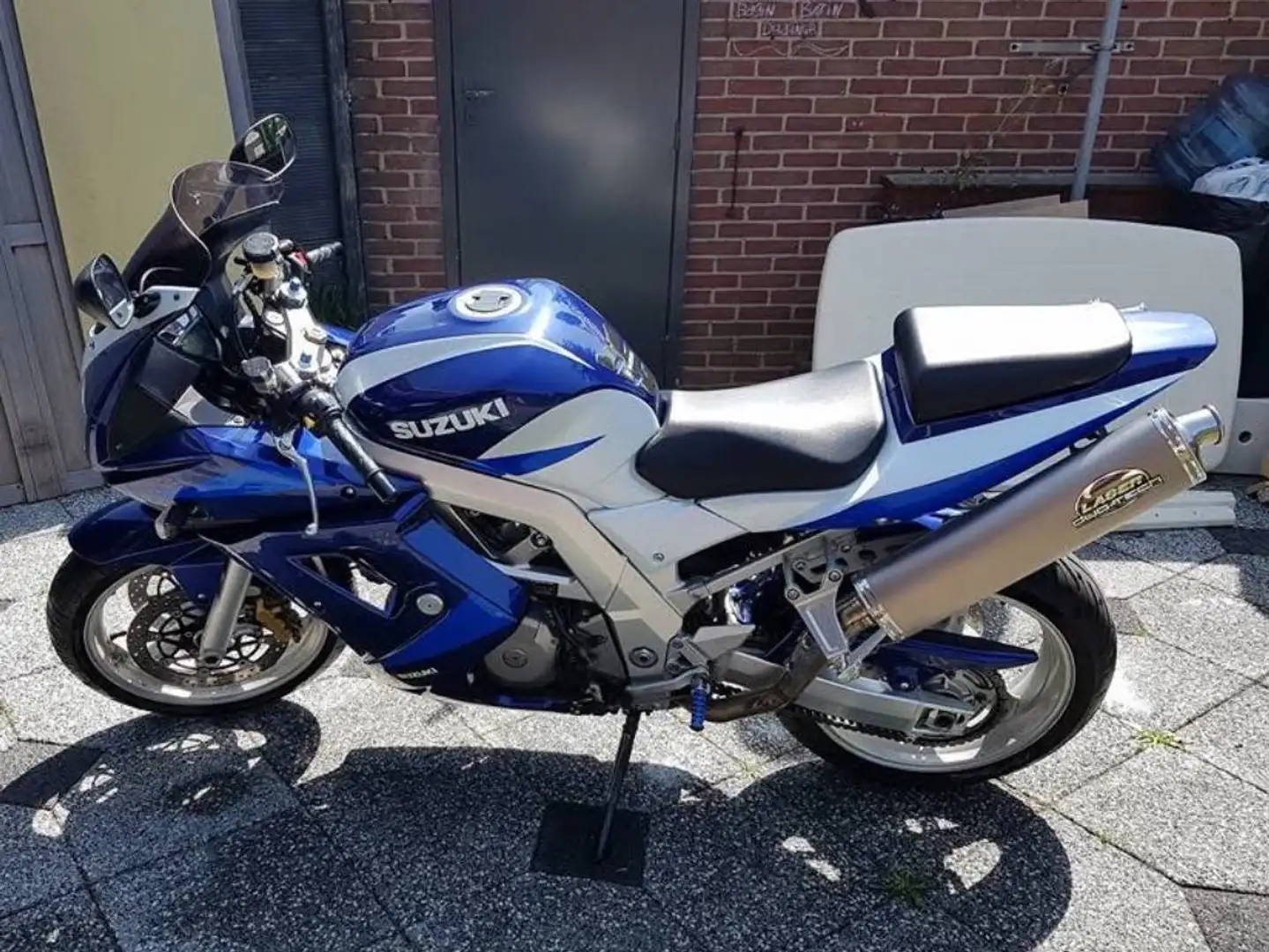 Suzuki SV 1000 plava - 2