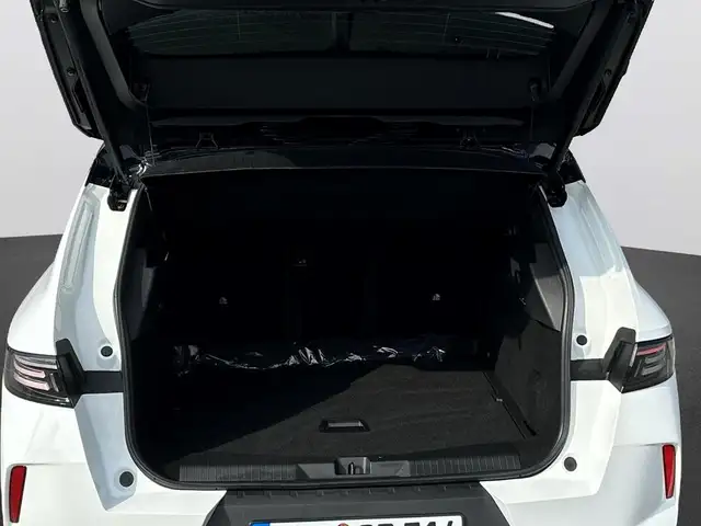 Opel Grandland view 9