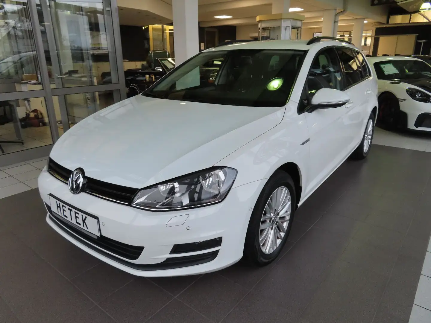 Volkswagen Golf VII Variant Cup 1,6 TDI  NAVI STANDHEIZUNG Weiß - 1