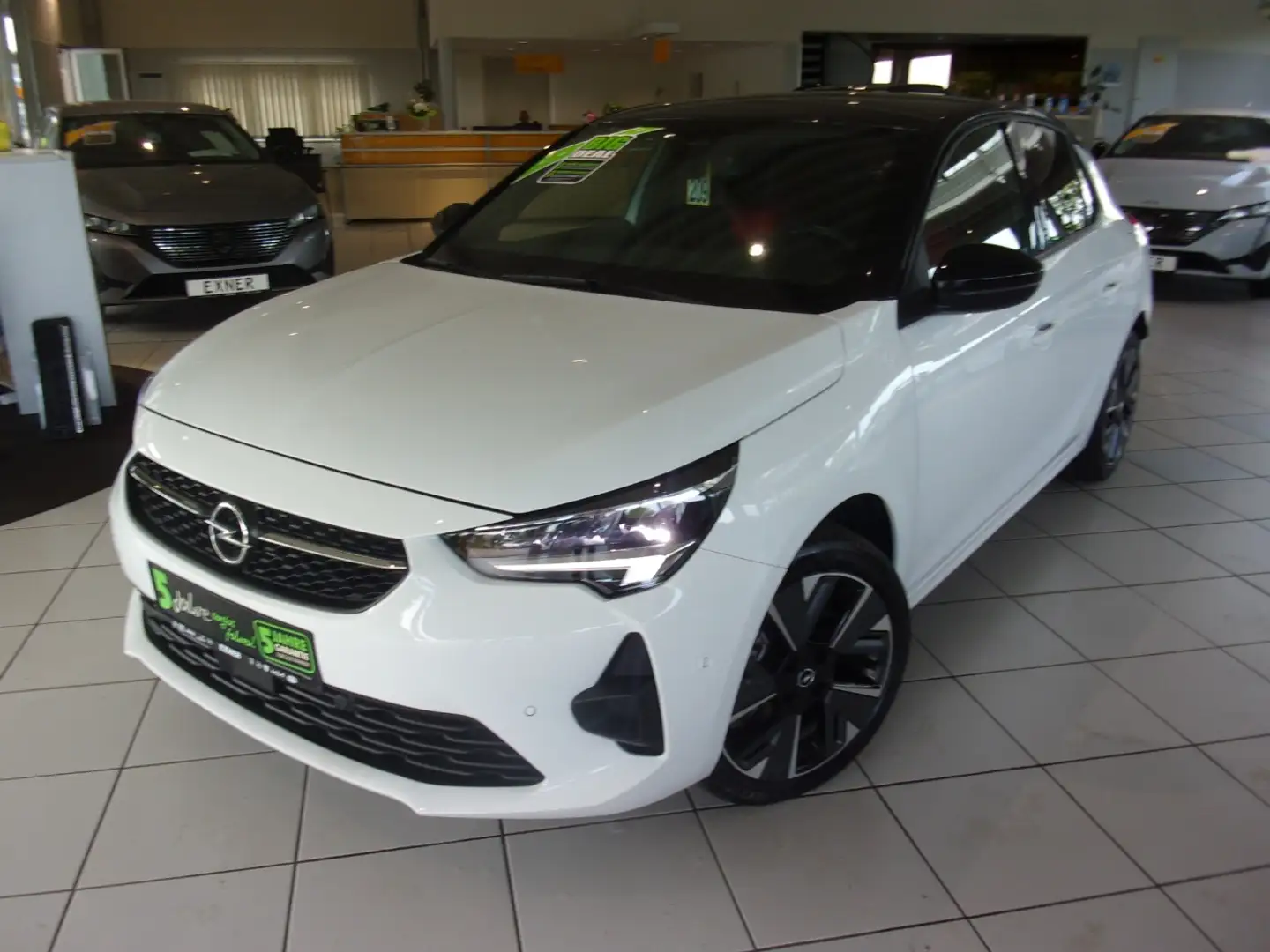 Opel Corsa-e GS LINE *11kW OBC*Sportpaket*PDC*LED Weiß - 2