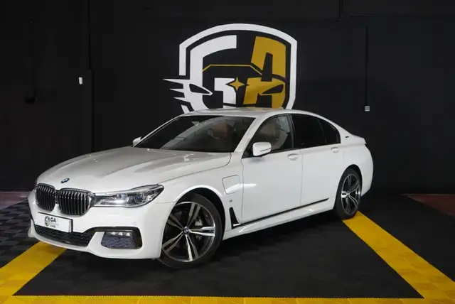 BMW 740 740e iPerformance