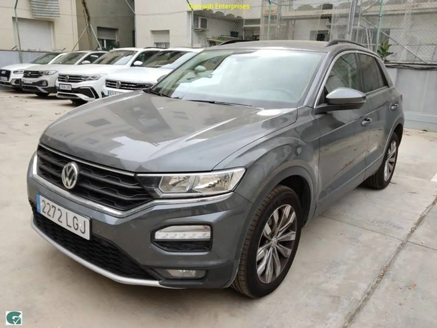 Volkswagen T-Roc 1.6TDI Advance Gris - 2