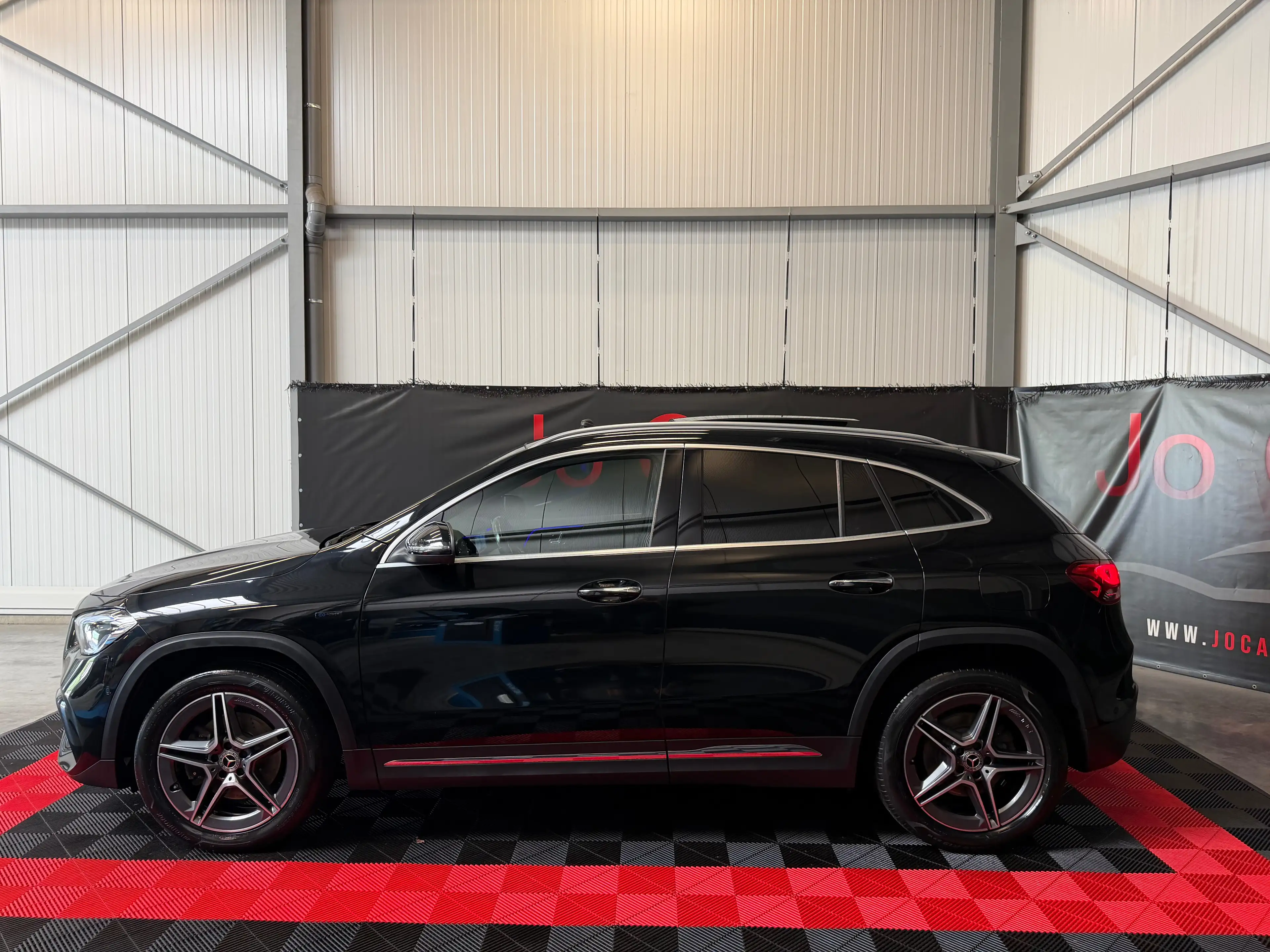 Mercedes-Benz GLA 250 e/ AMG Line/Pano/Led/Camera/Zv/Cc/Pdc/Ambi/E-zetels/Carplay/ — photo 3
