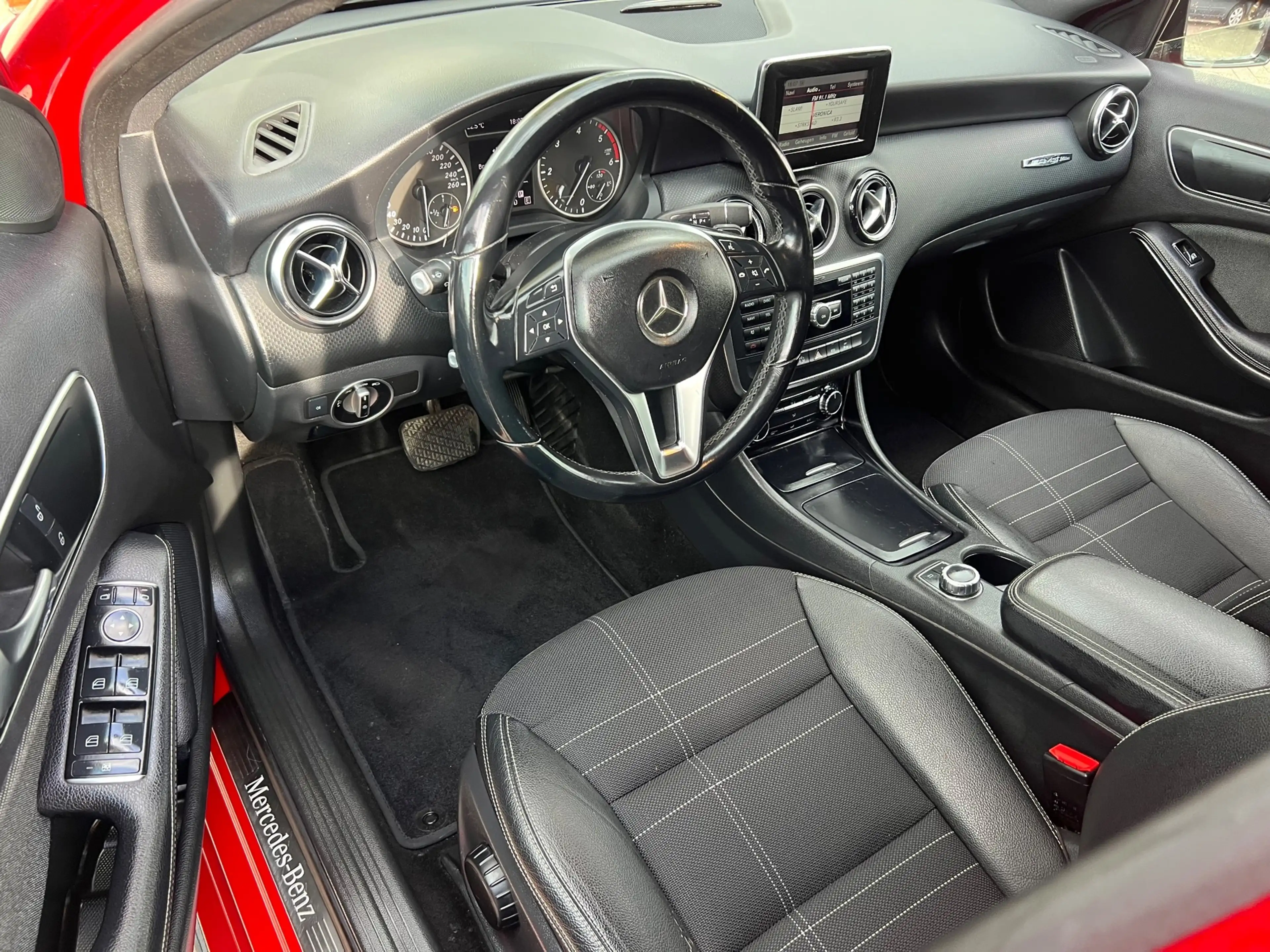 Mercedes-Benz A 180 CDI Prestige - AUTOMAAT - AMG — photo 7