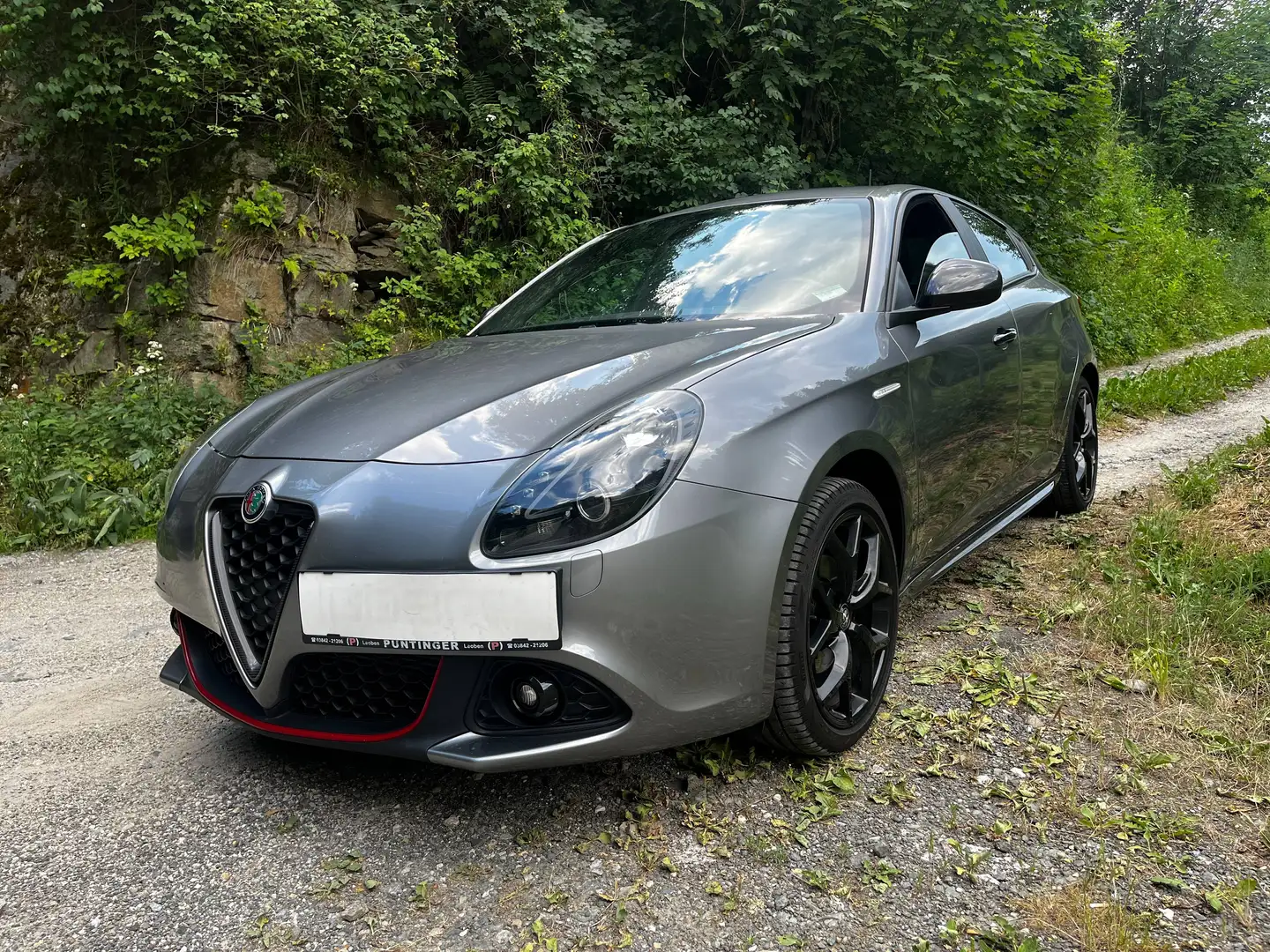 Alfa Romeo Giulietta Giulietta B-Tech 1,6 JTDM-2 120 B-Tech Grau - 2
