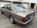 Mercedes-Benz Baureihe 124 230 Braun - thumbnail 7