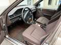 Mercedes-Benz Baureihe 124 230 Braun - thumbnail 8
