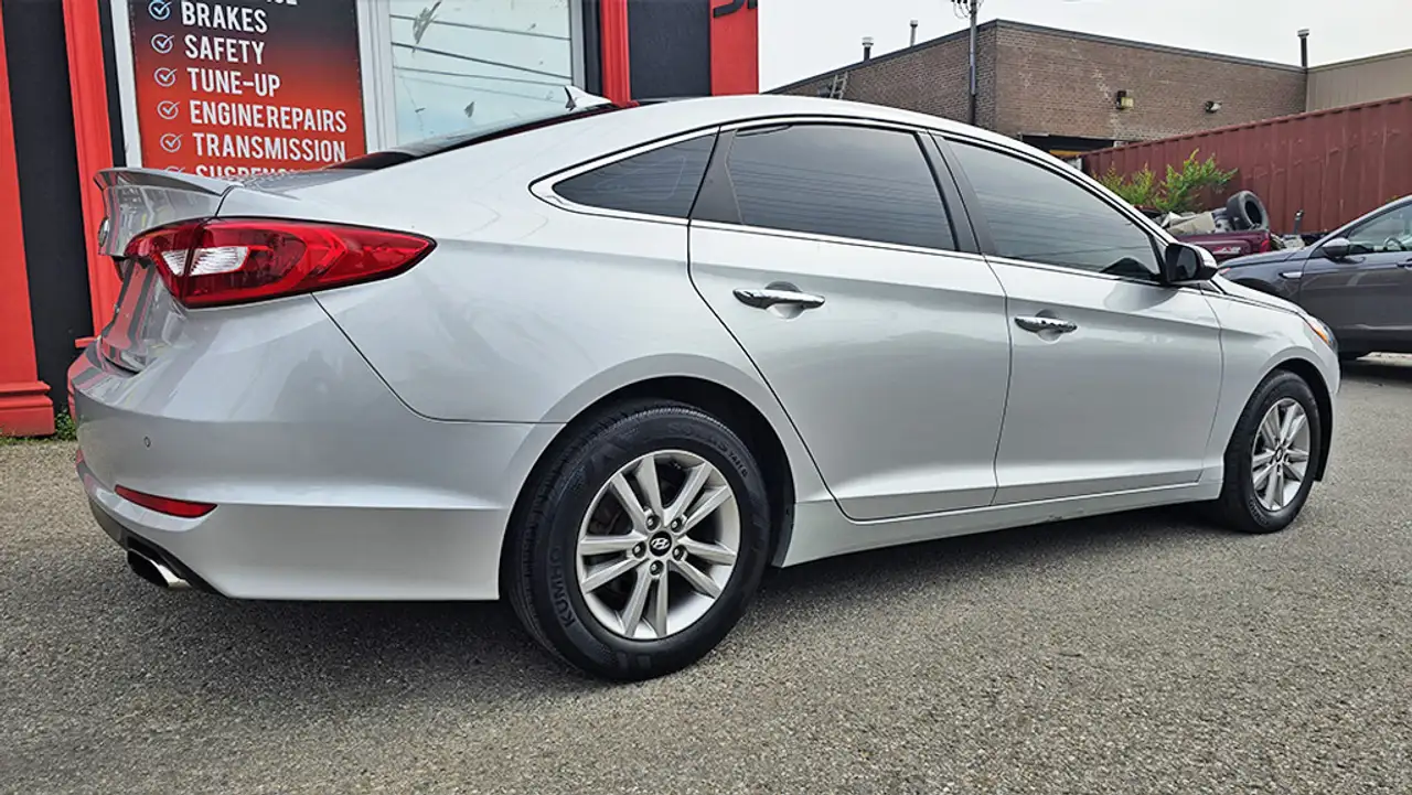 Hyundai SONATA photo Hyundai SONATA