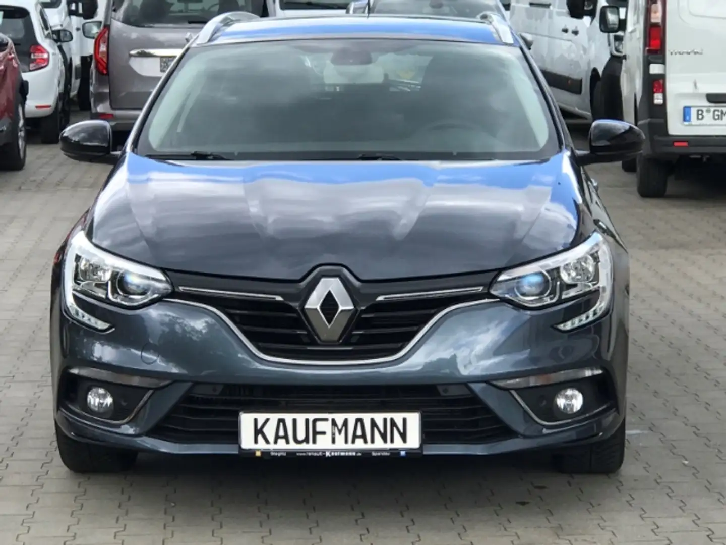 Renault Megane IV Grandtour Limited Deluxe 140 EU6d-T 1.3 TCe Kam Grau - 2