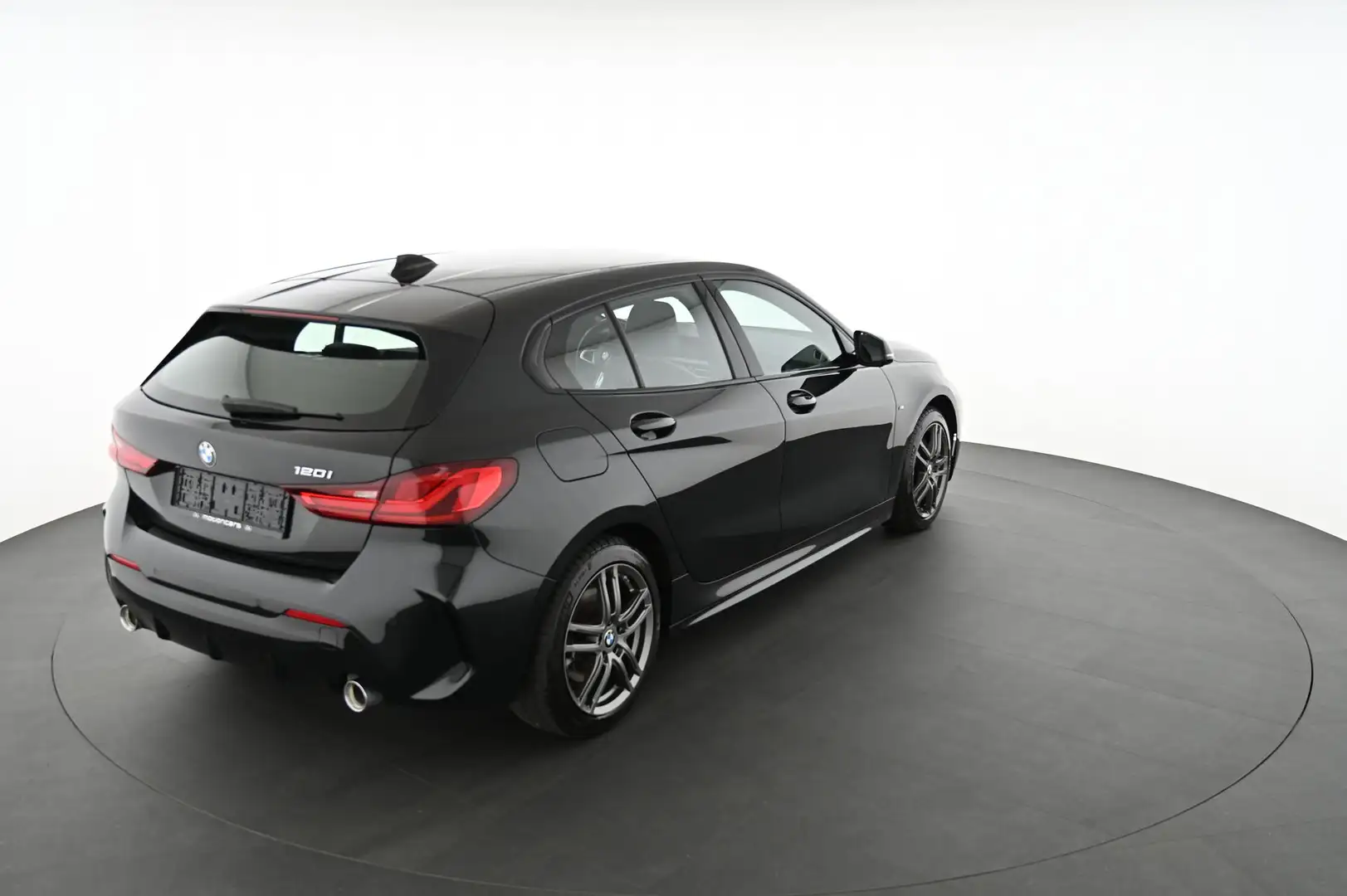 BMW 120 - 120 i M Sport Aut. Schwarz - 2