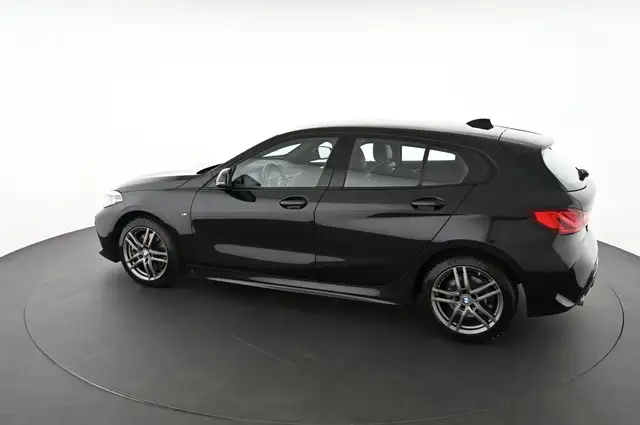 BMW 1 Series view 7