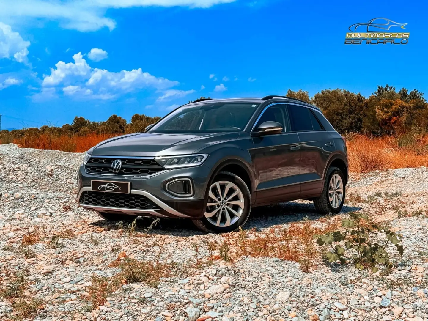Volkswagen T-Roc 2.0TDI Life 85kW Gris - 1